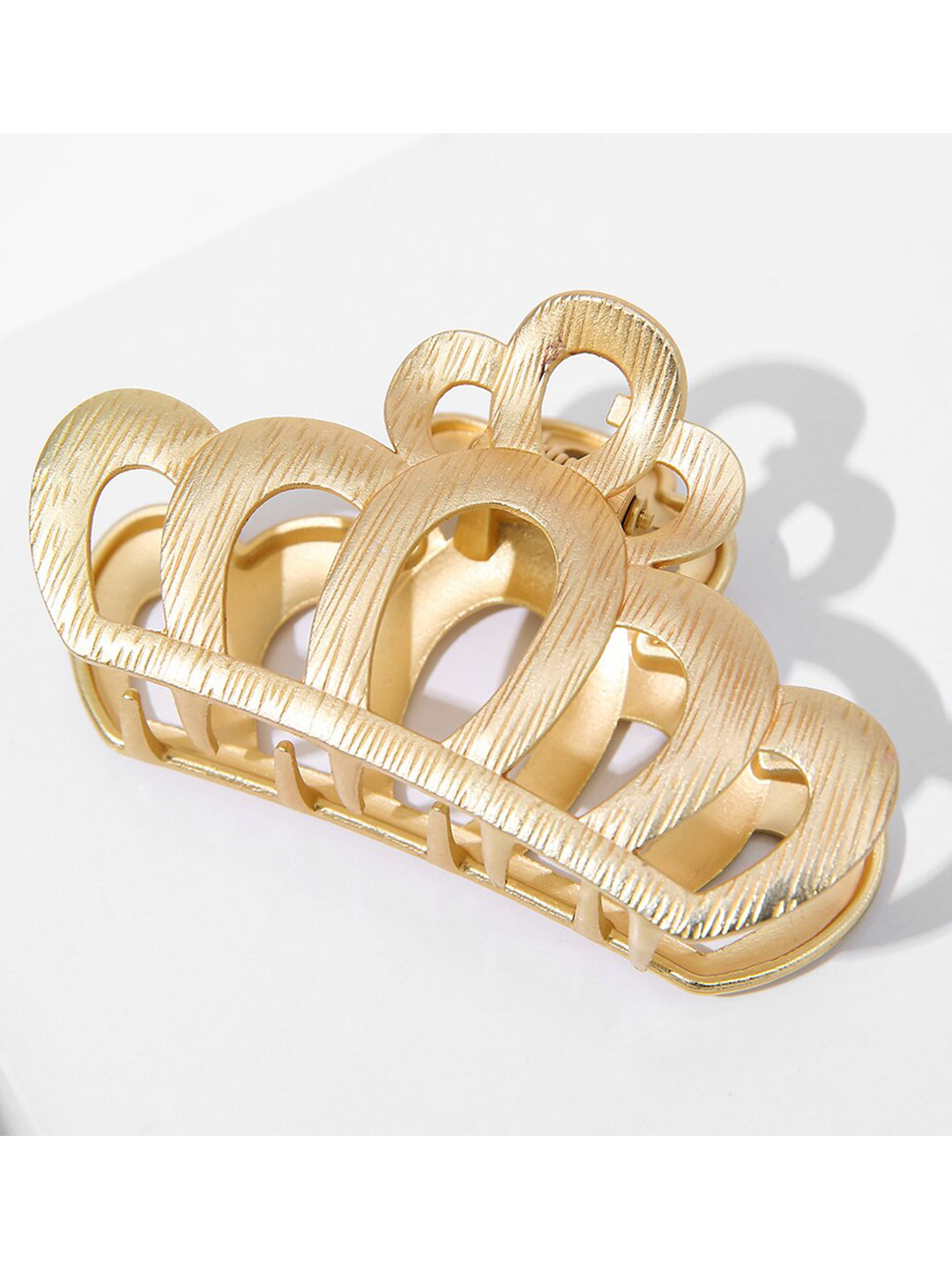 VAGHBHATT Women Gold-Toned Set of 3 Claw Clips