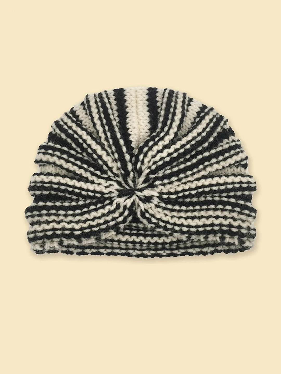 EL REGALO Unisex Kids Cream-Coloured & Black Self Design Beanie