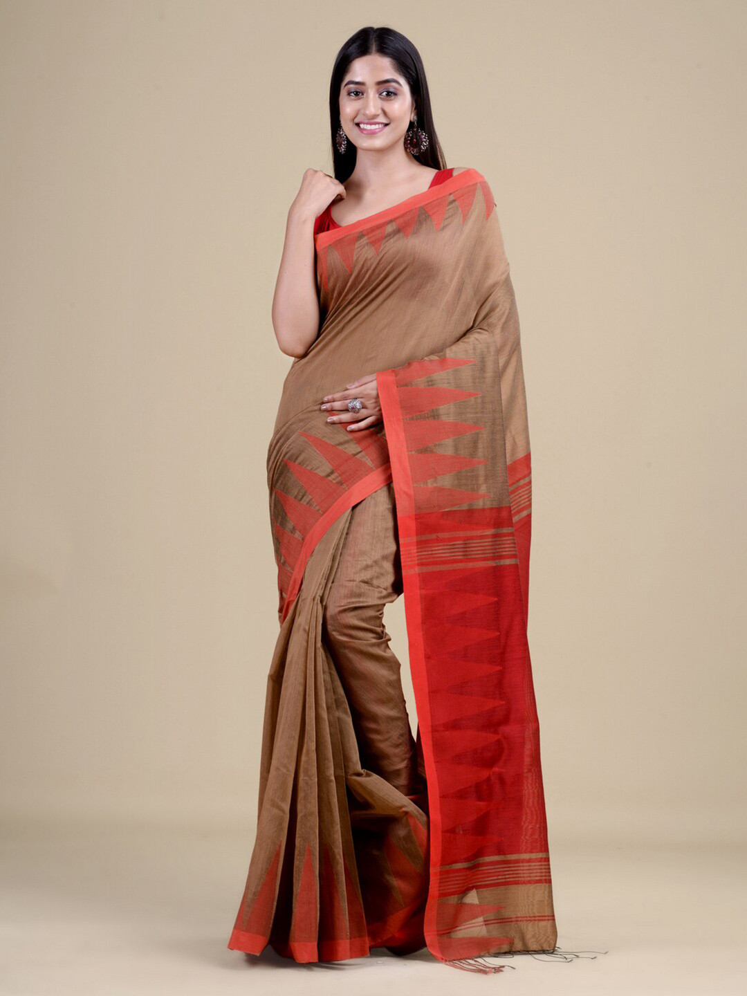 Laa Calcutta Gold-Toned & Red Woven Design Jute Silk Jamdani Saree
