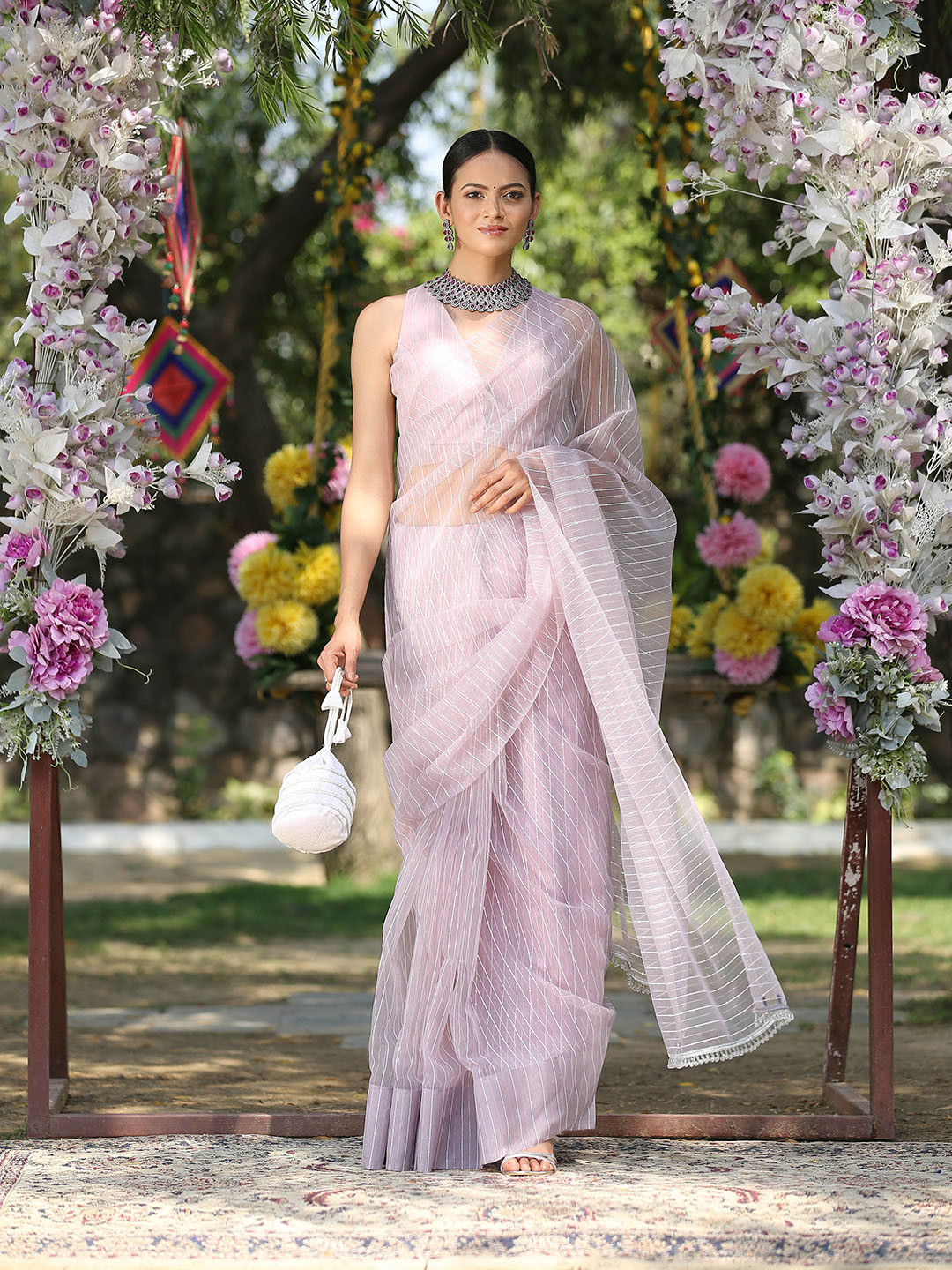 Swtantra White Structured Hobo Bag with Tasselled