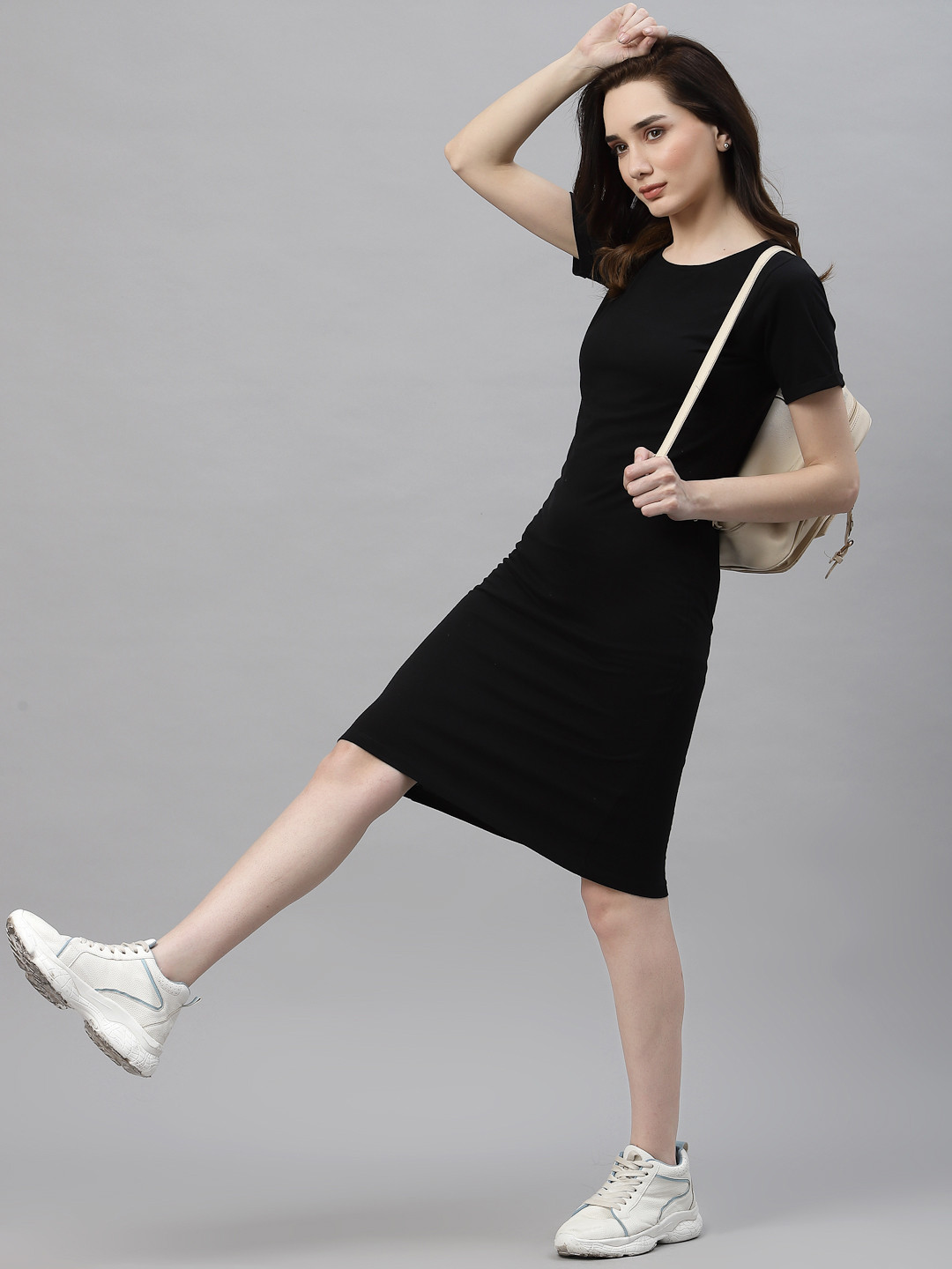 Rigo Women Black Solid Sheath Dress