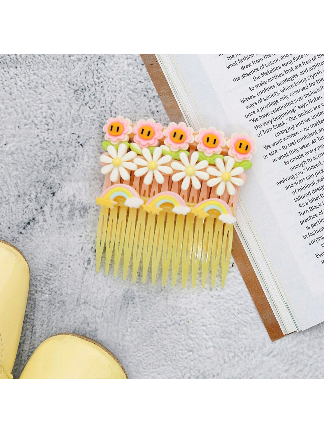 Yellow Bee Girls Green & Peach-Coloured Set of 3 Comb Pin