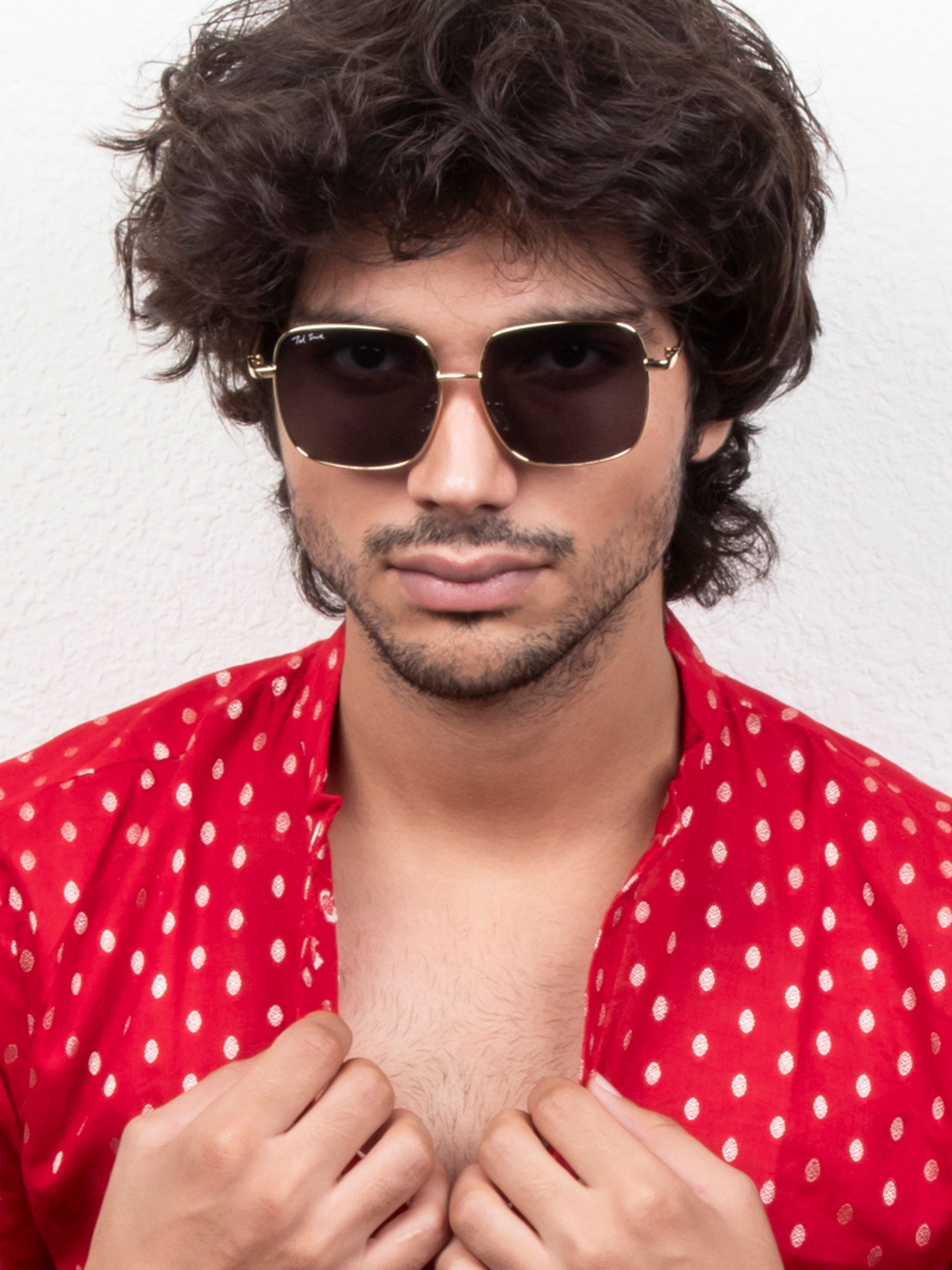 Ted Smith Unisex Aesthetic Gold-Black Square Sunglasses With UV Protected Lens