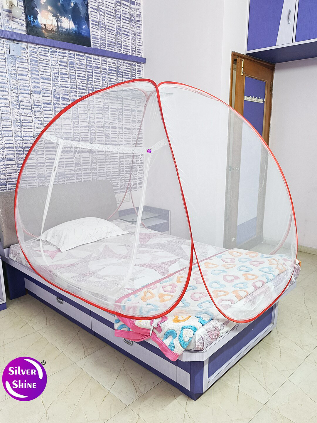 Silver Shine Red Solid Foldable Mosquito Net