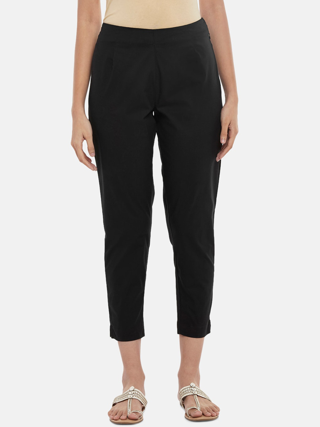 RANGMANCH BY PANTALOONS Women Black Solid Cropped Trouser