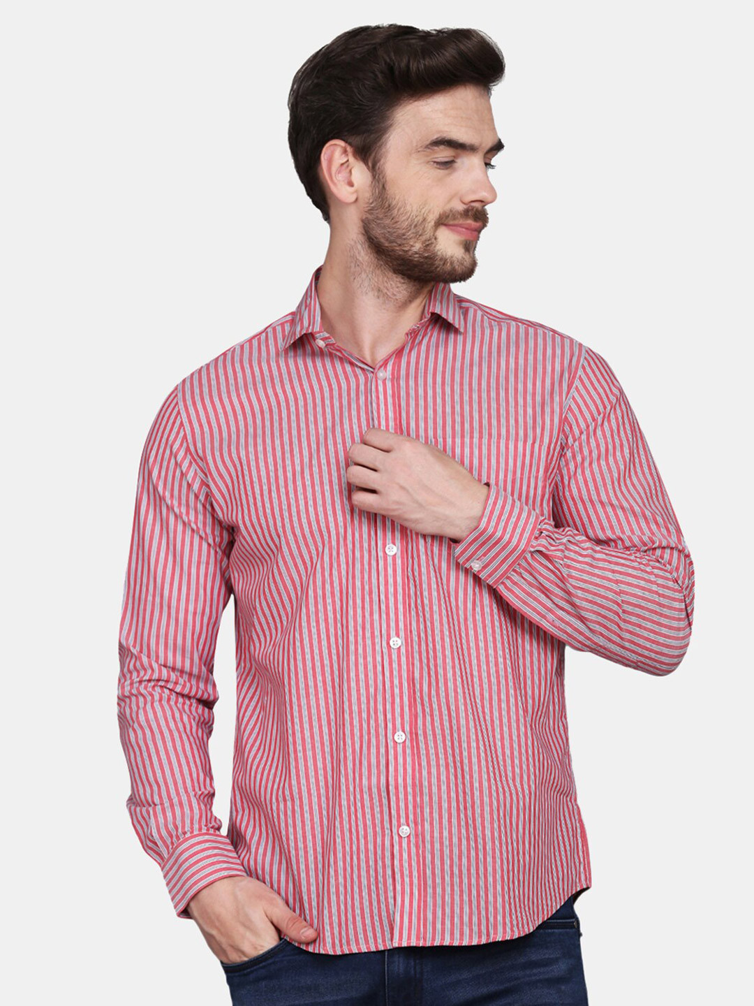 JJAAGG T Men Red & White Classic Striped Semiformal Shirt
