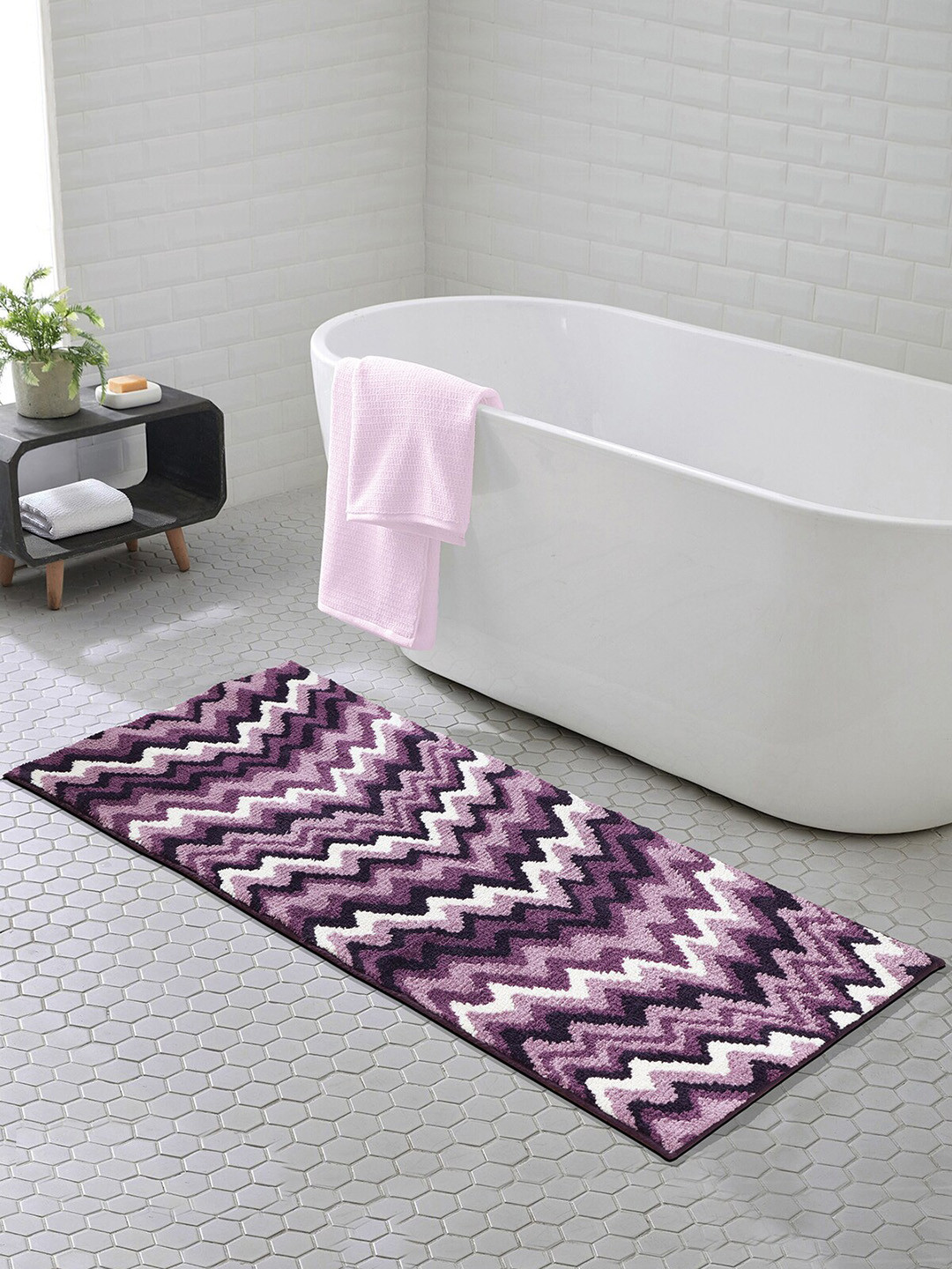 OBSESSIONS Mauve & Purple Chevron Anti-Skid 1800GSM Bath Rug