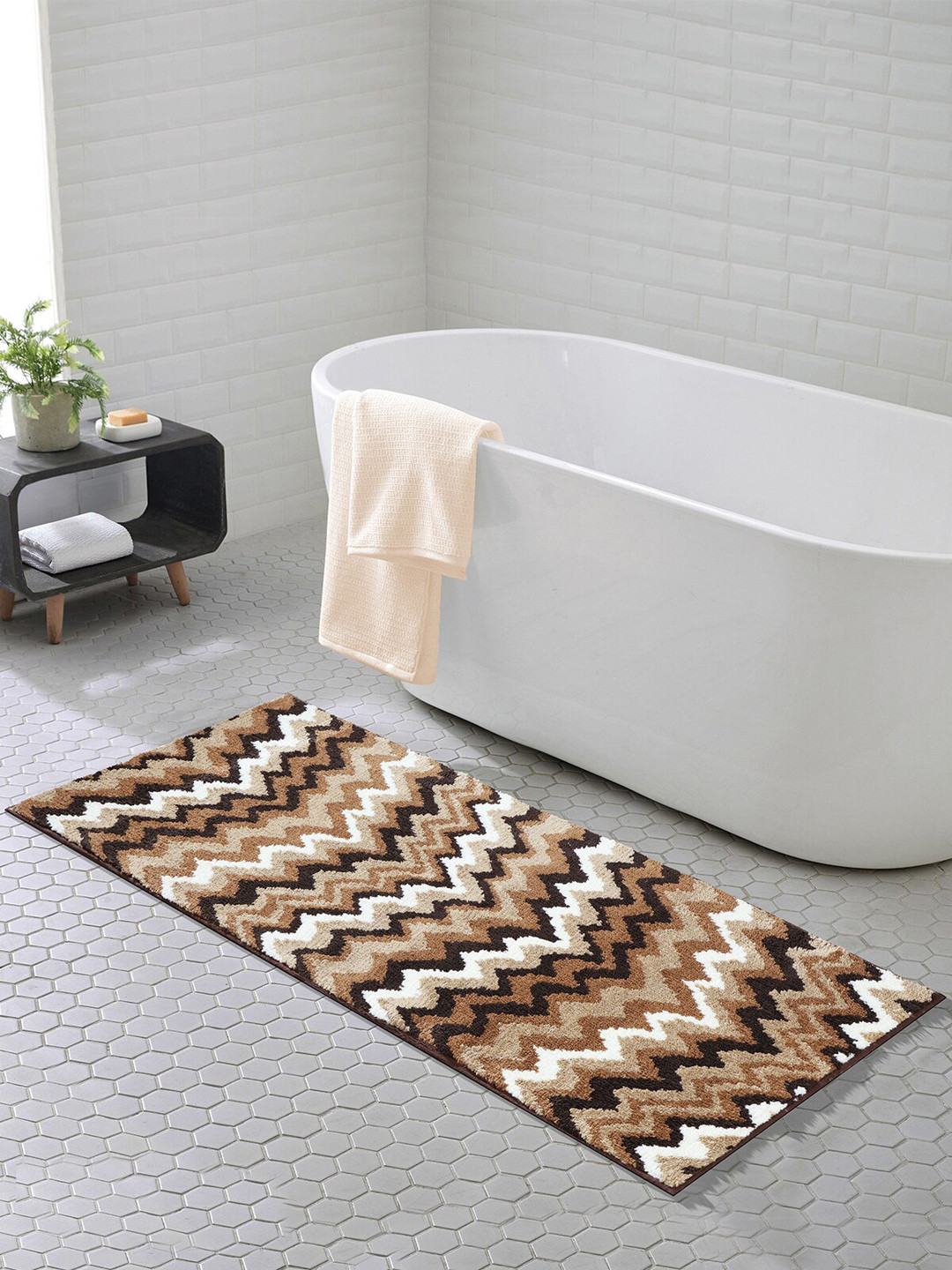 OBSESSIONS Brown & Beige Chevron Anti-Skid 1800GSM Bath Rug