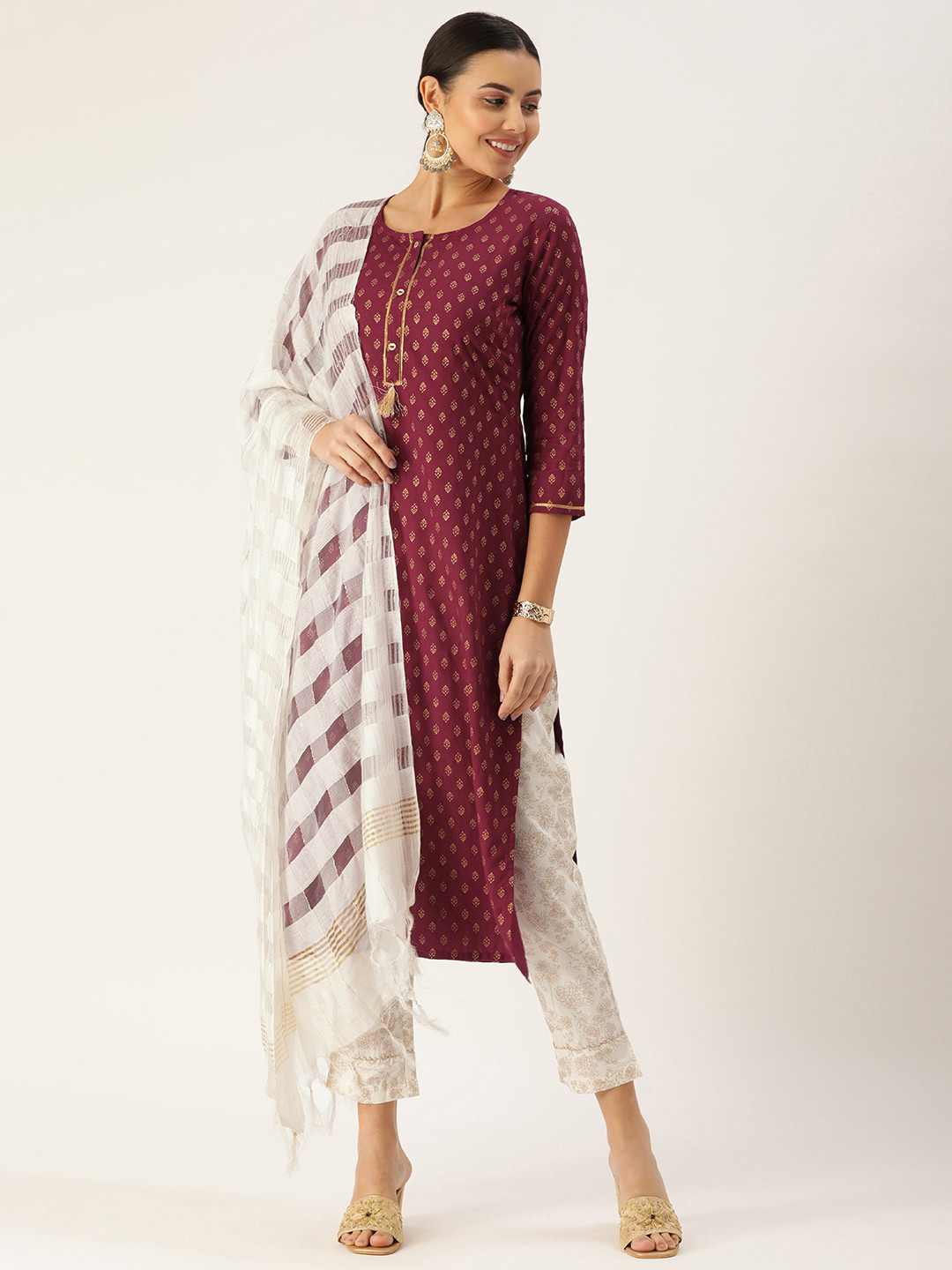 DAAMINA Women Maroon Ethnic Motifs Printed Gotta Patti Kurta with Trousers & Dupatta