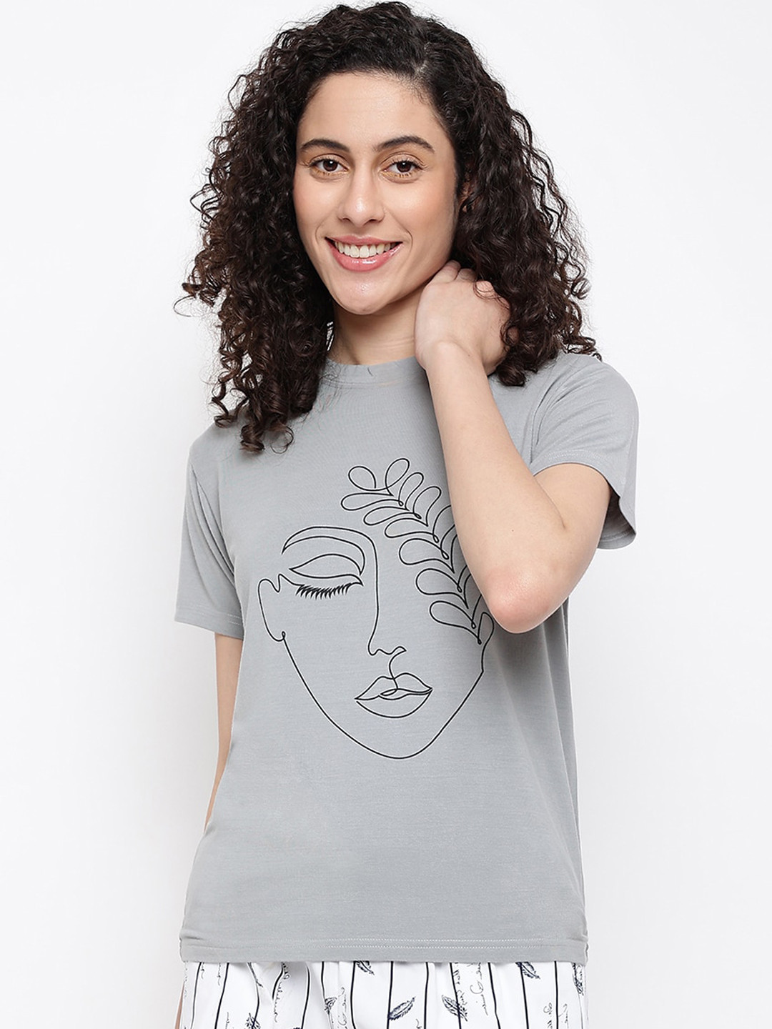 La Intimo Women Grey & White Printed Night suit