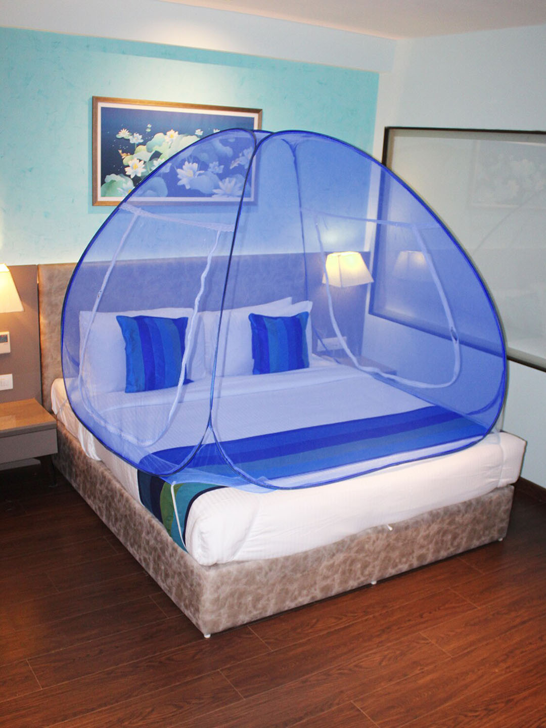 Silver Shine Blue Solid Foldable Mosquito Net