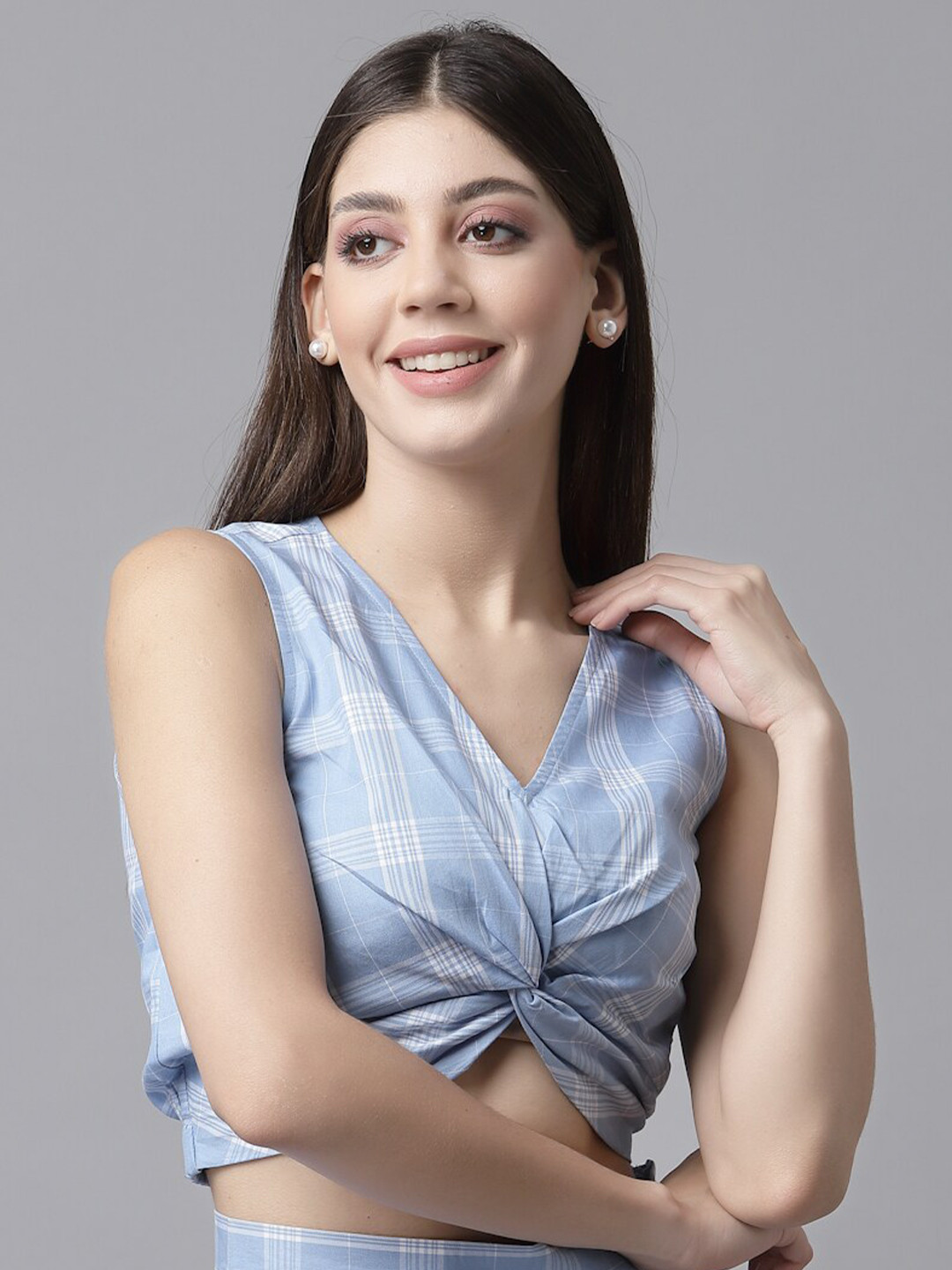 KASSUALLY Blue & White Checked Front Twisted Crop Top