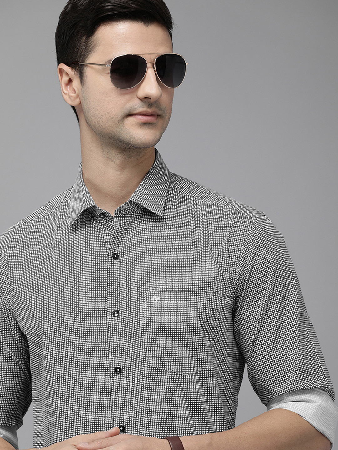 Arrow Men Black & White Slim Fit Printed Formal Shirt