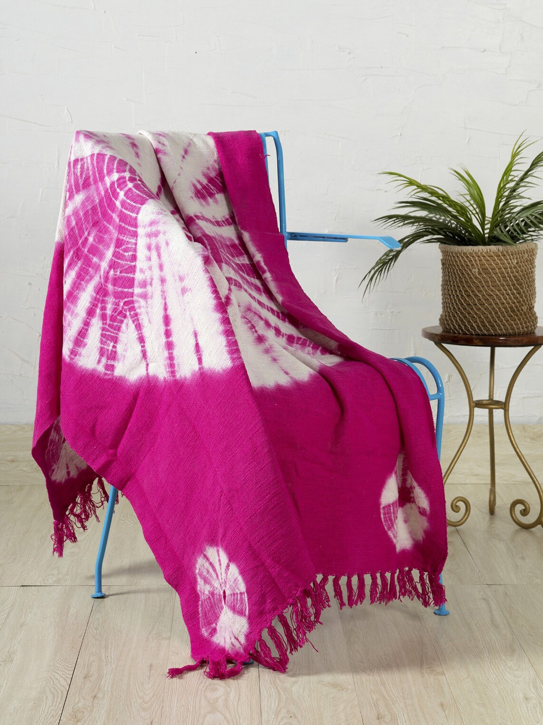 HANDICRAFT PALACE Pink & White Printed Cotton Blanket Throw