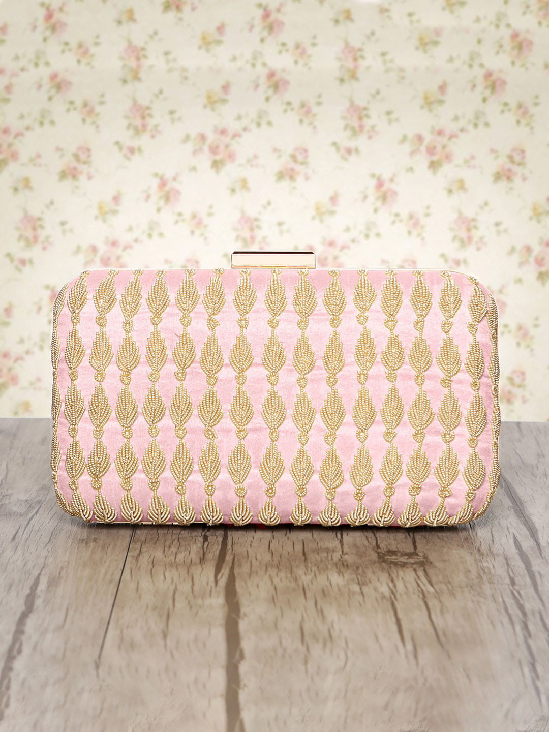 Peora Women Pink Clutches