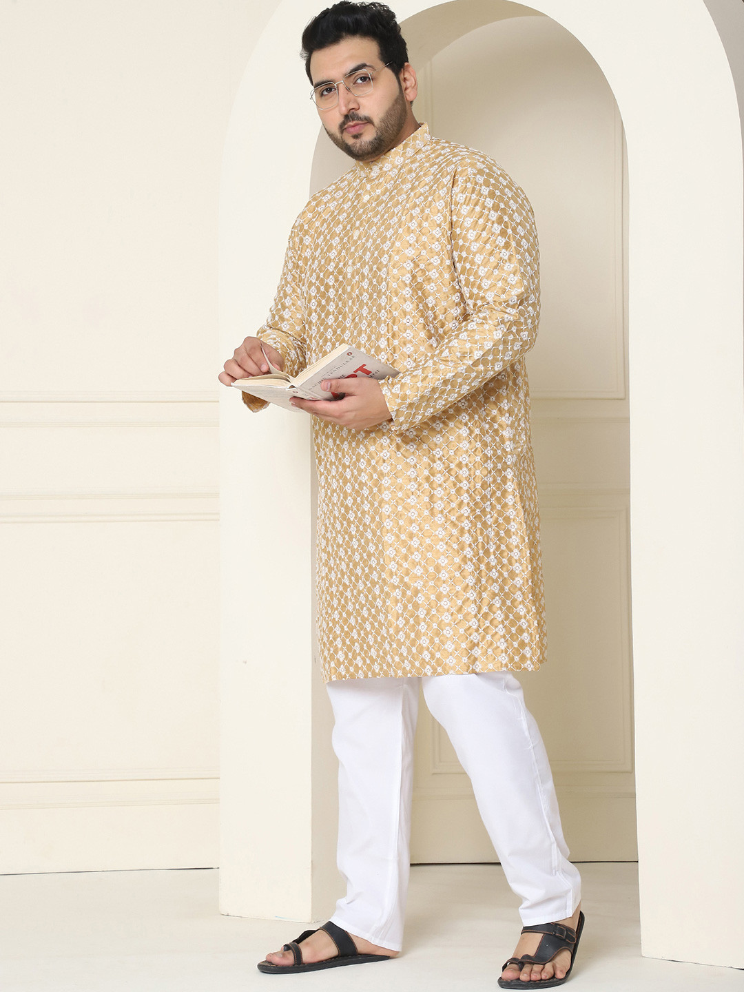 SOJANYA PLUS Men Golden & White Chikankari Embroidered Kurta with Churidar