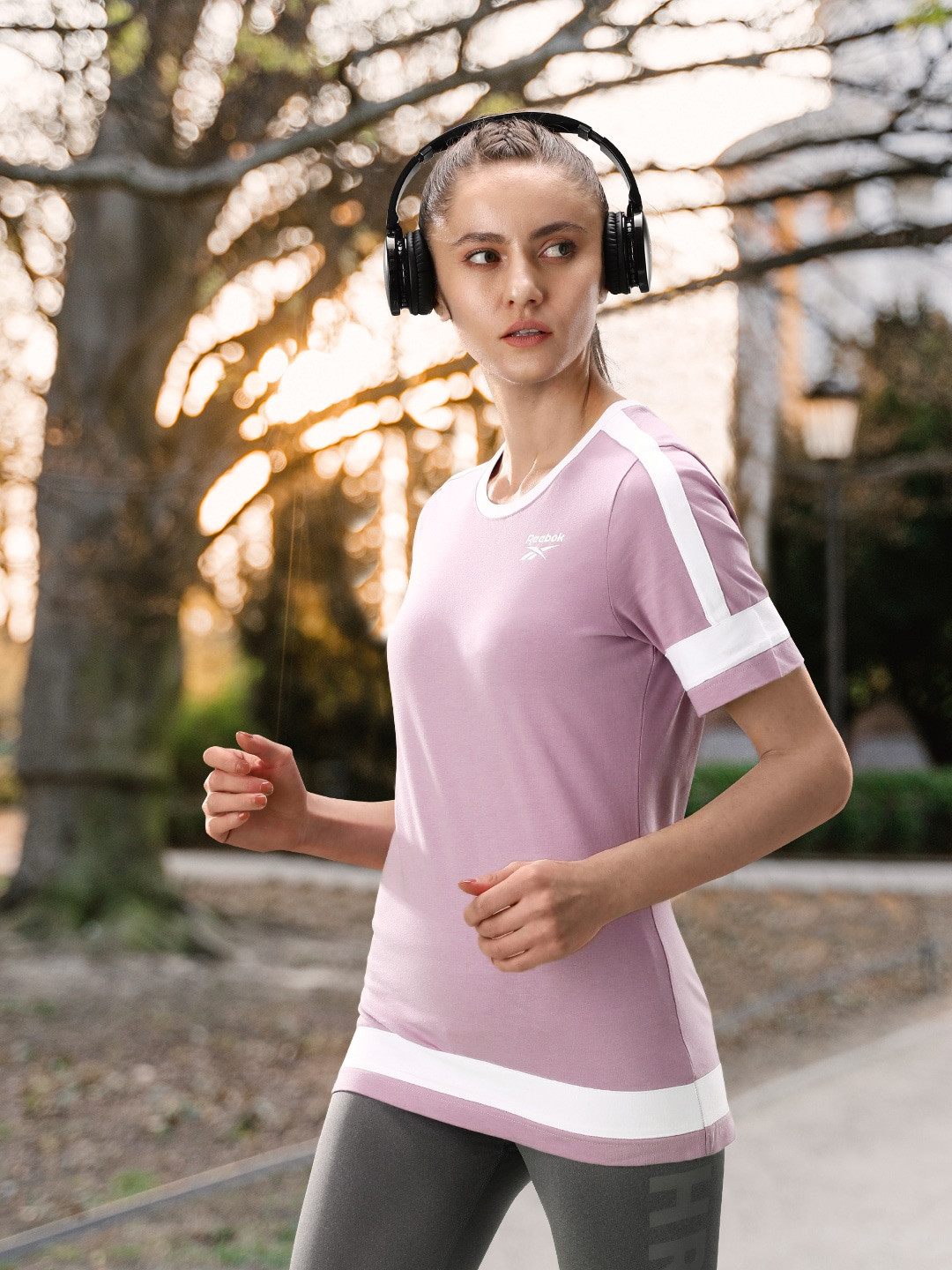 Reebok Classic Women Mauve Pure Cotton CLASSICS WARDROBE COLOR ESSENTIALS T-Shirt