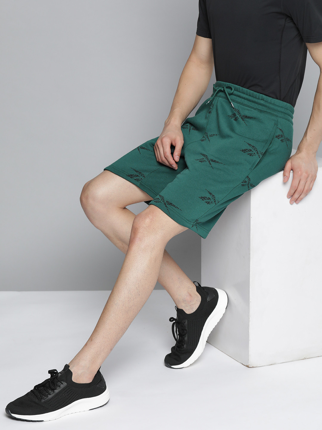 Reebok Men Green RI AOP Training Shorts