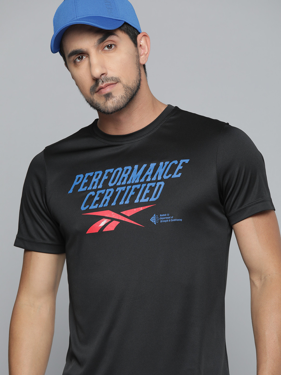 Reebok Men Black & Blue Typography Printed GS Training Statement Speedwick T-shirt