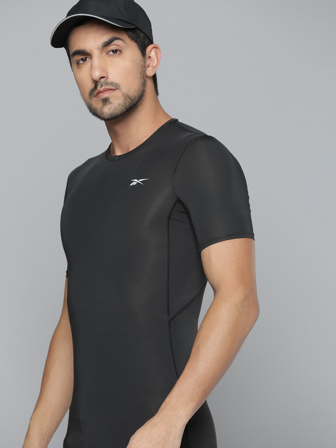 Reebok Men Black Solid Workout Compression T-shirt