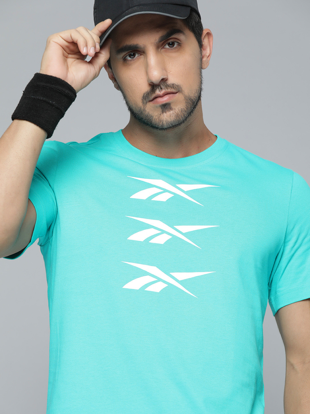 Reebok Classic Men Blue & White Brand Logo Printed Pure Cotton T-shirt