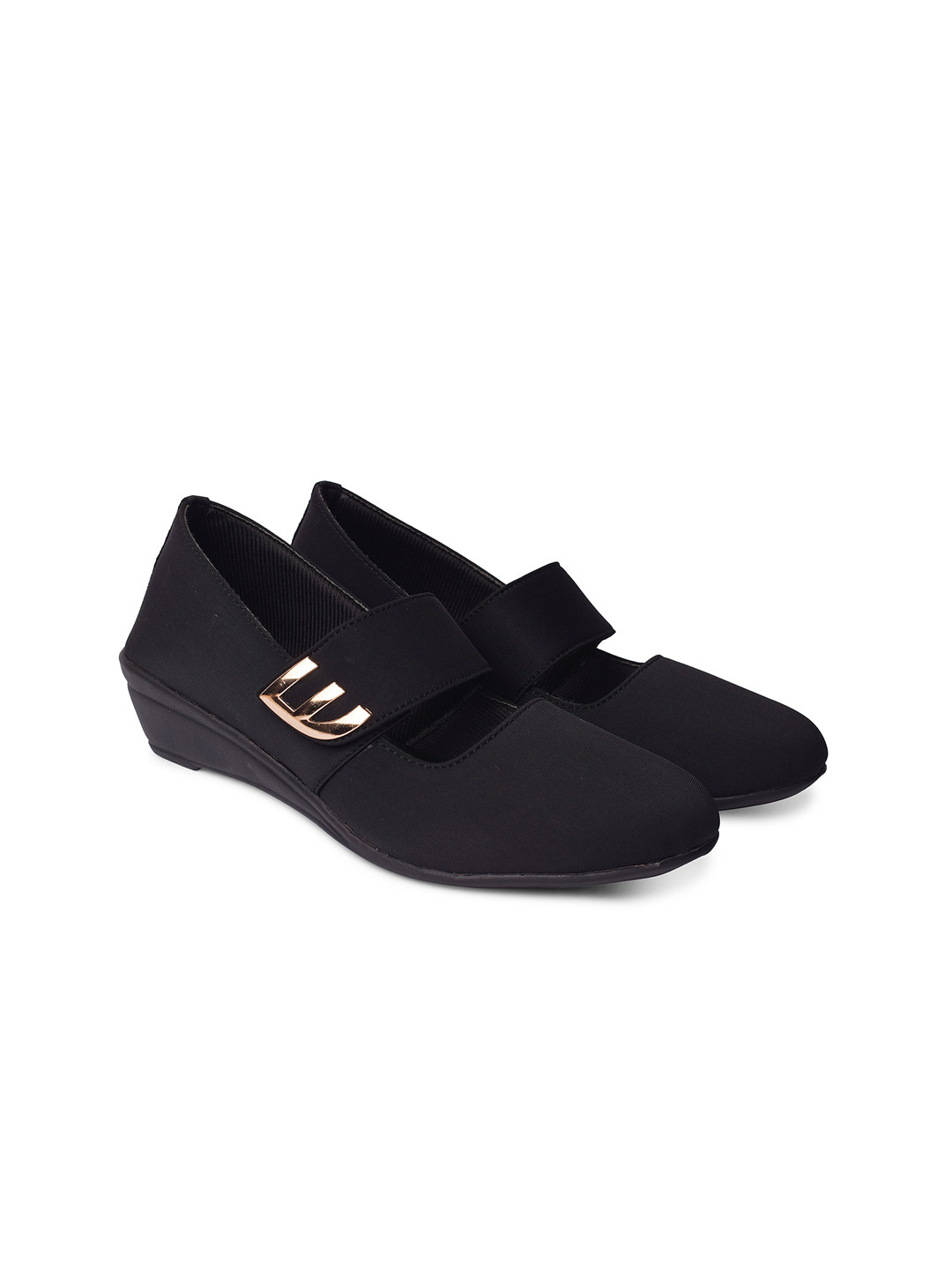 XE Looks Black Wedge Mary Janes with Buckles