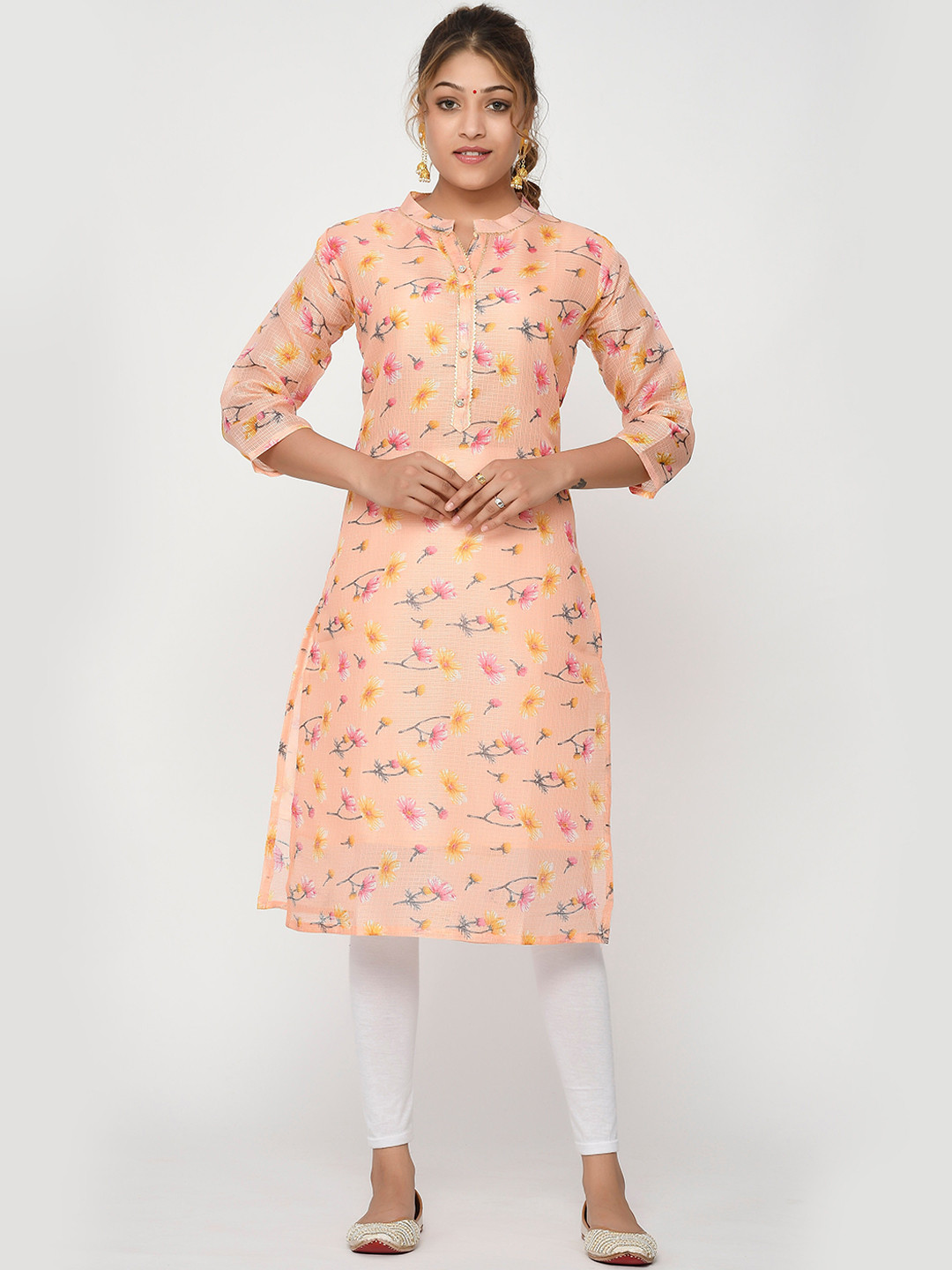 Kesarya Women Peach-Coloured Floral Printed Gotta Patti Floral Kurta