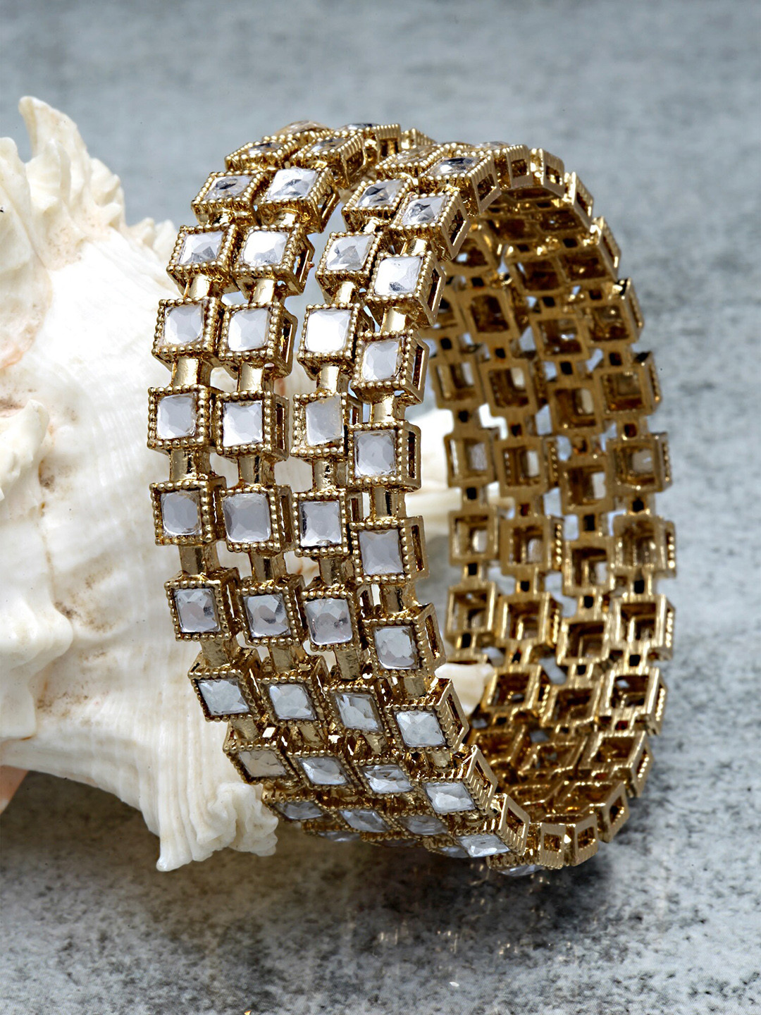 KARATCART Gold-Plated Antique Mirror Work Kundan Bangle