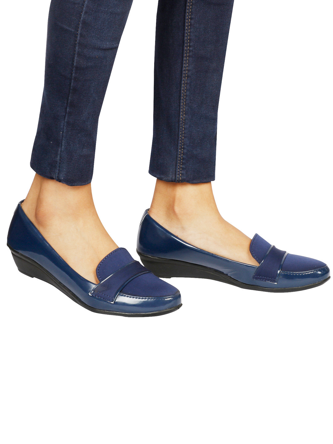 XE Looks Navy Blue Wedge Heels