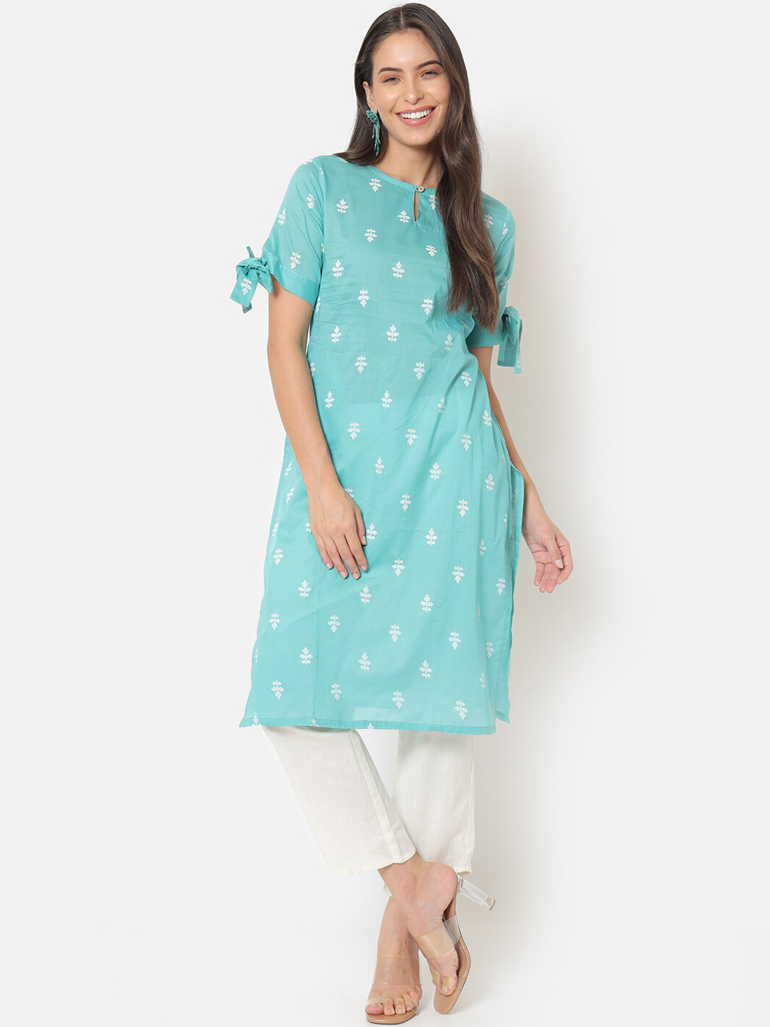 Saaki Women Blue Ethnic Motifs Printed Keyhole Neck Flared Sleeves Kurta