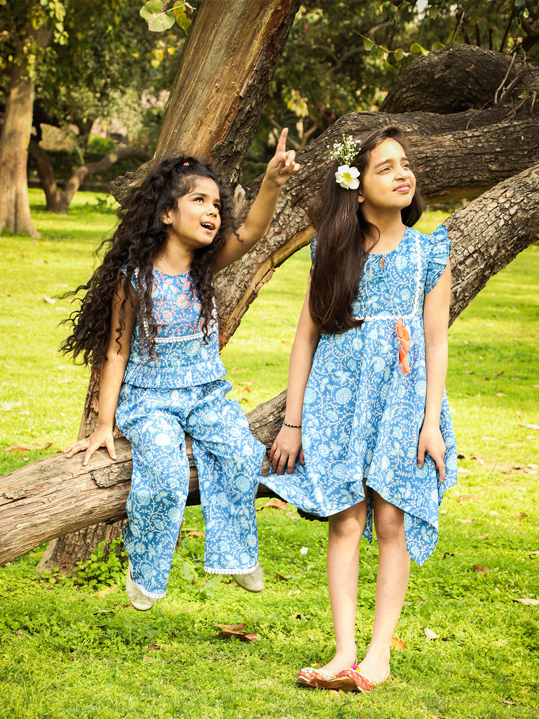 LIL DRAMA Blue Floral Dress