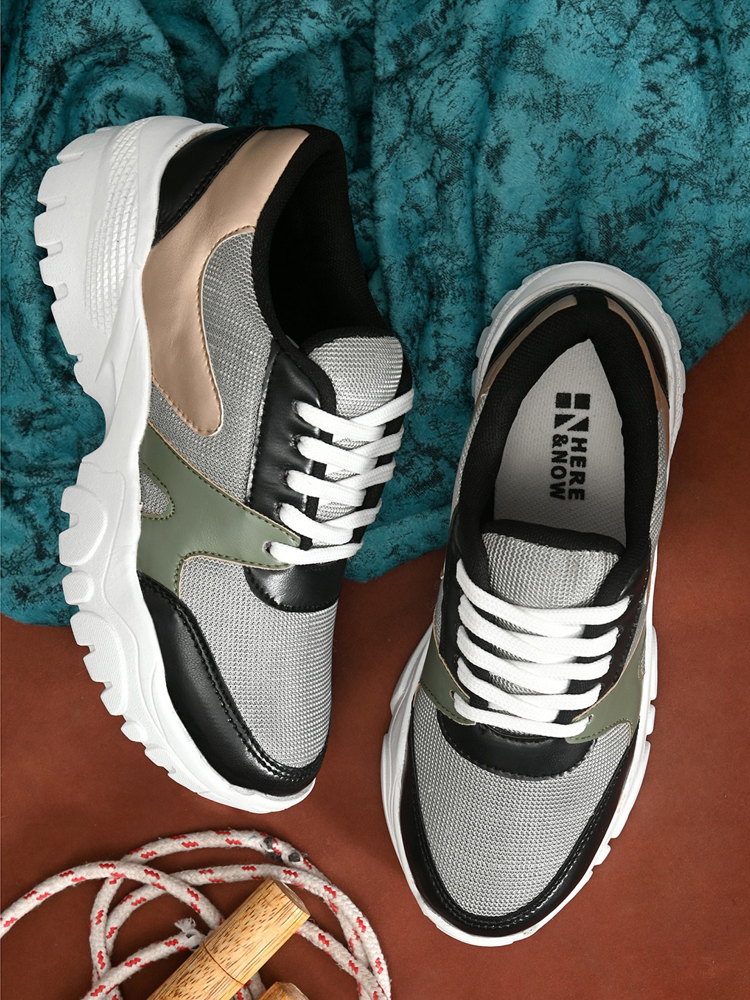 HERE&NOW Women Cream-Coloured & Olive Green Colourblocked PU Sneakers
