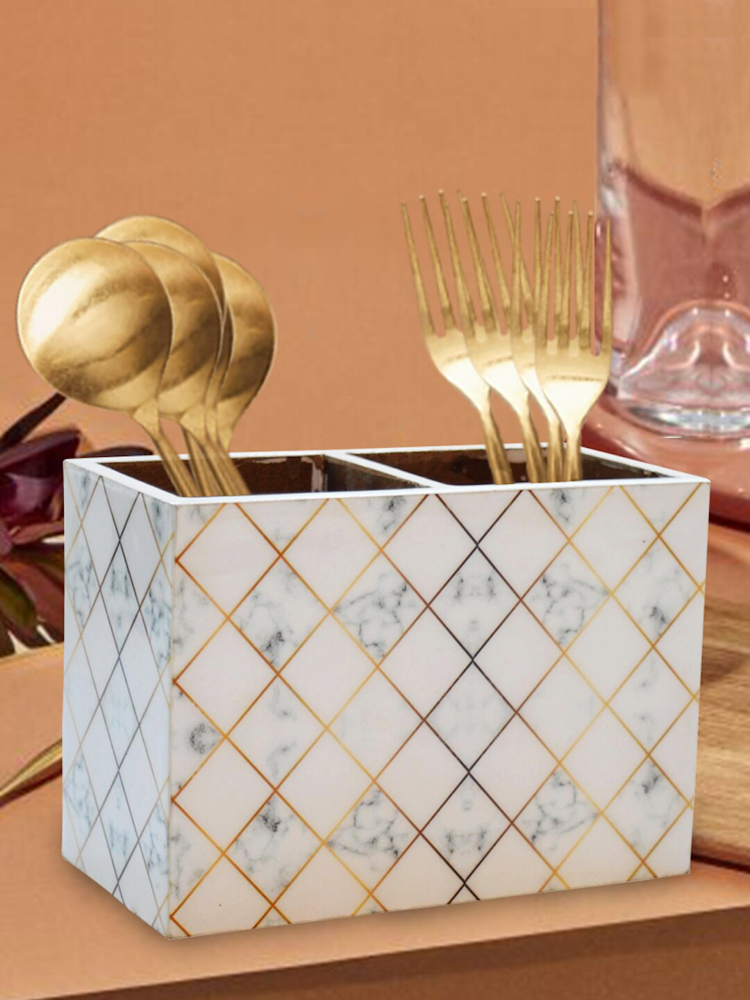 Tranquil square White & Gold-Coloured Textured Cutlery Stand
