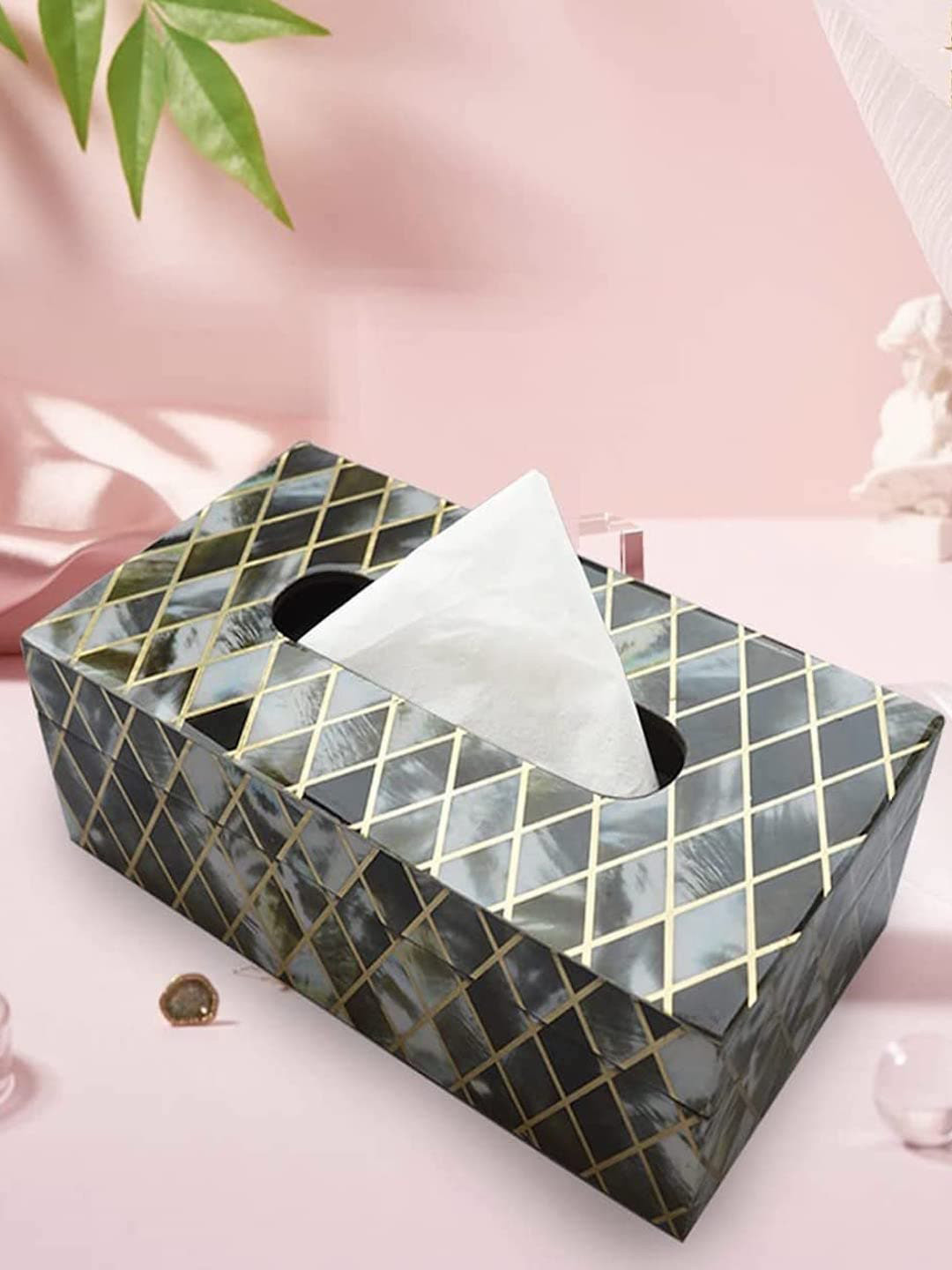 Tranquil square Grey Textured Tissue Holder