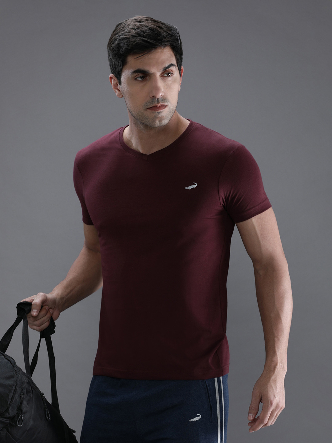Crocodile Men Maroon V-Neck Cotton T-shirt