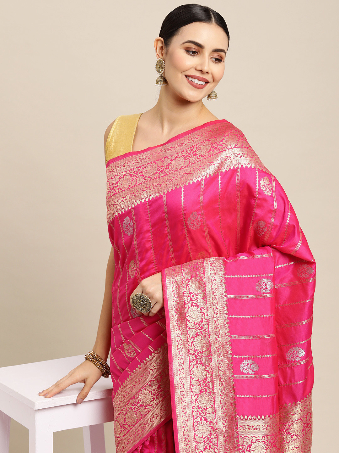 Royal Rajgharana Saree Pink & Gold Ethnic Motifs Zari Celebrity Banarasi Sarees