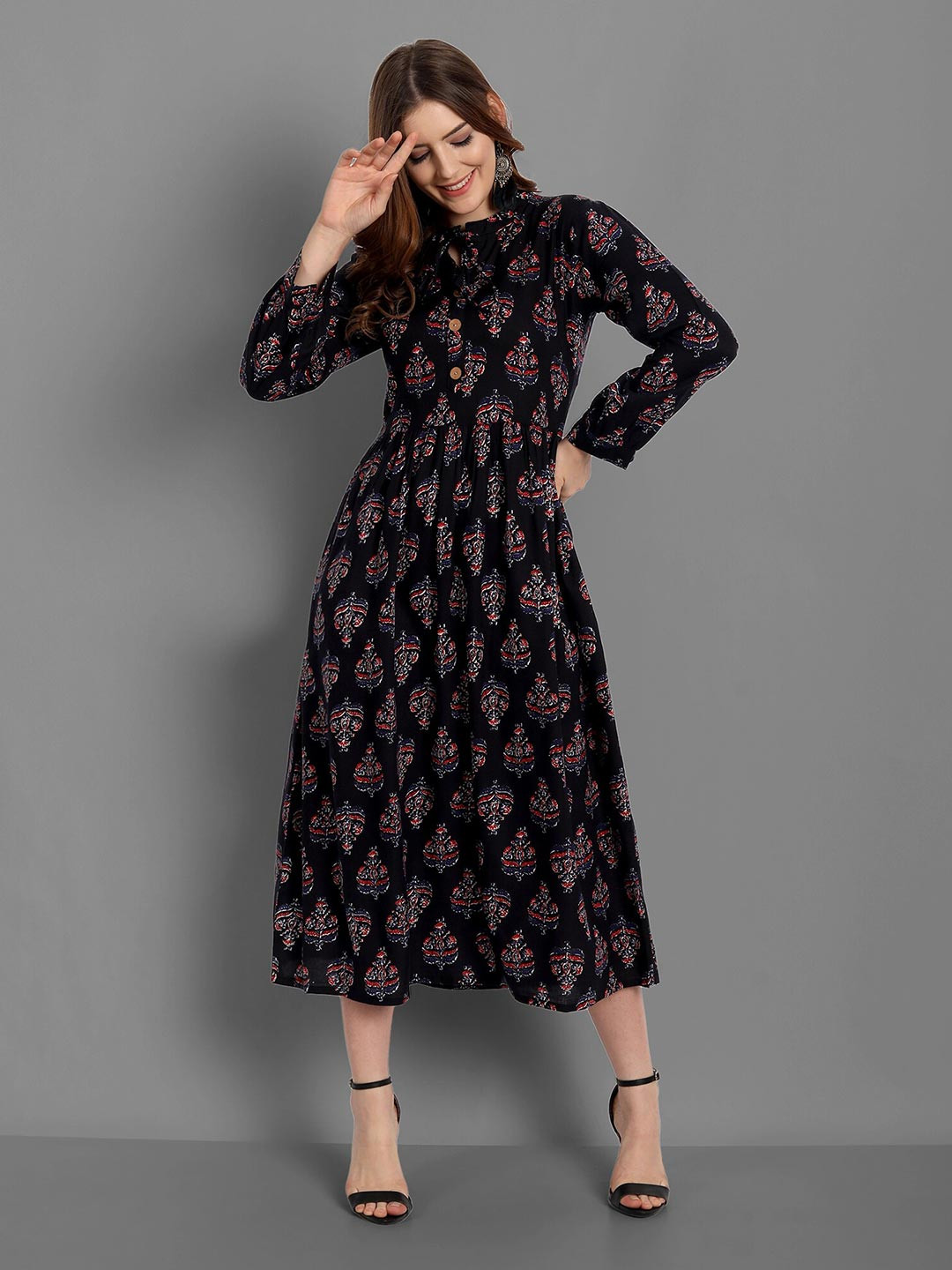 SINGNI Black Floral A-Line Midi Dress