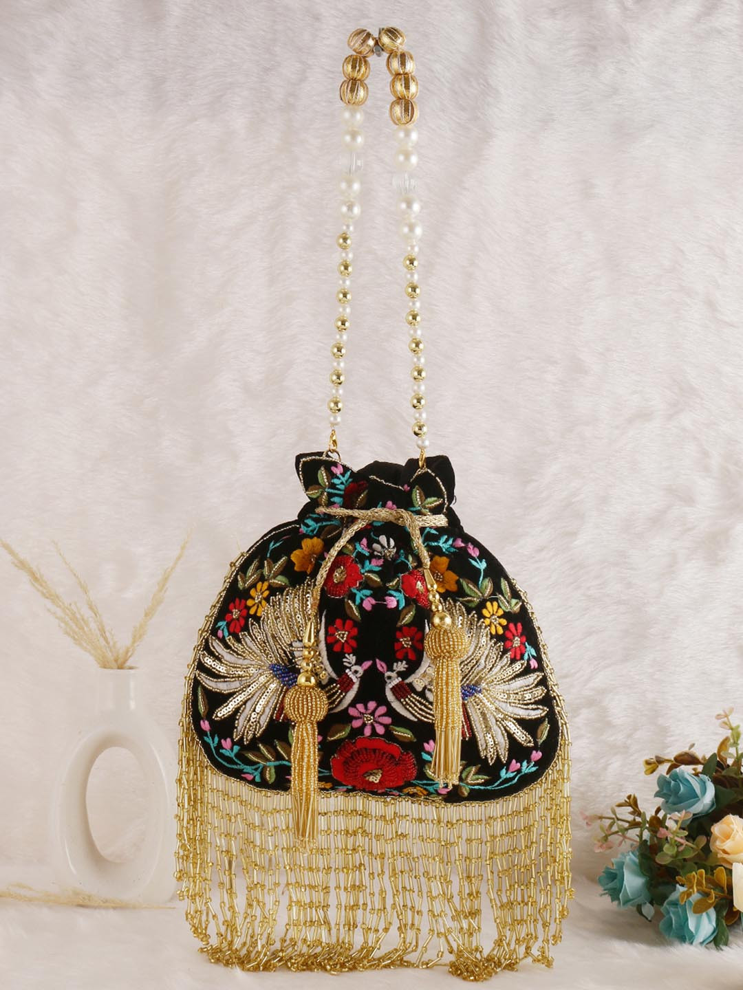 Swisni Black Bucket Sling Bag