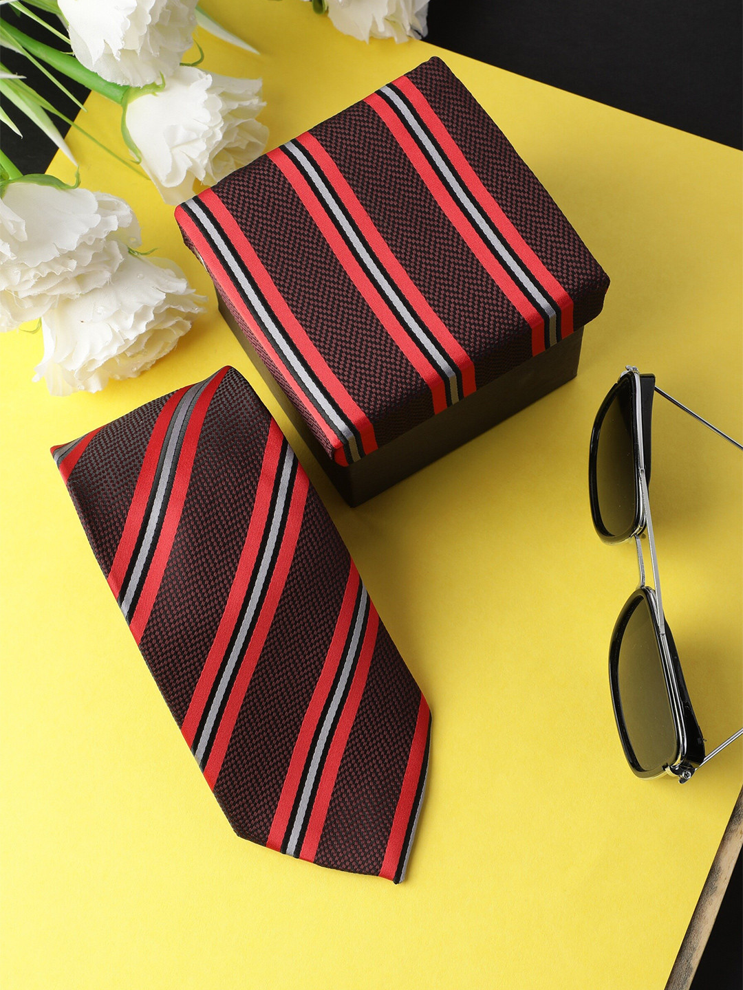 Alvaro Castagnino Men Red & Brown Striped Skinny Tie