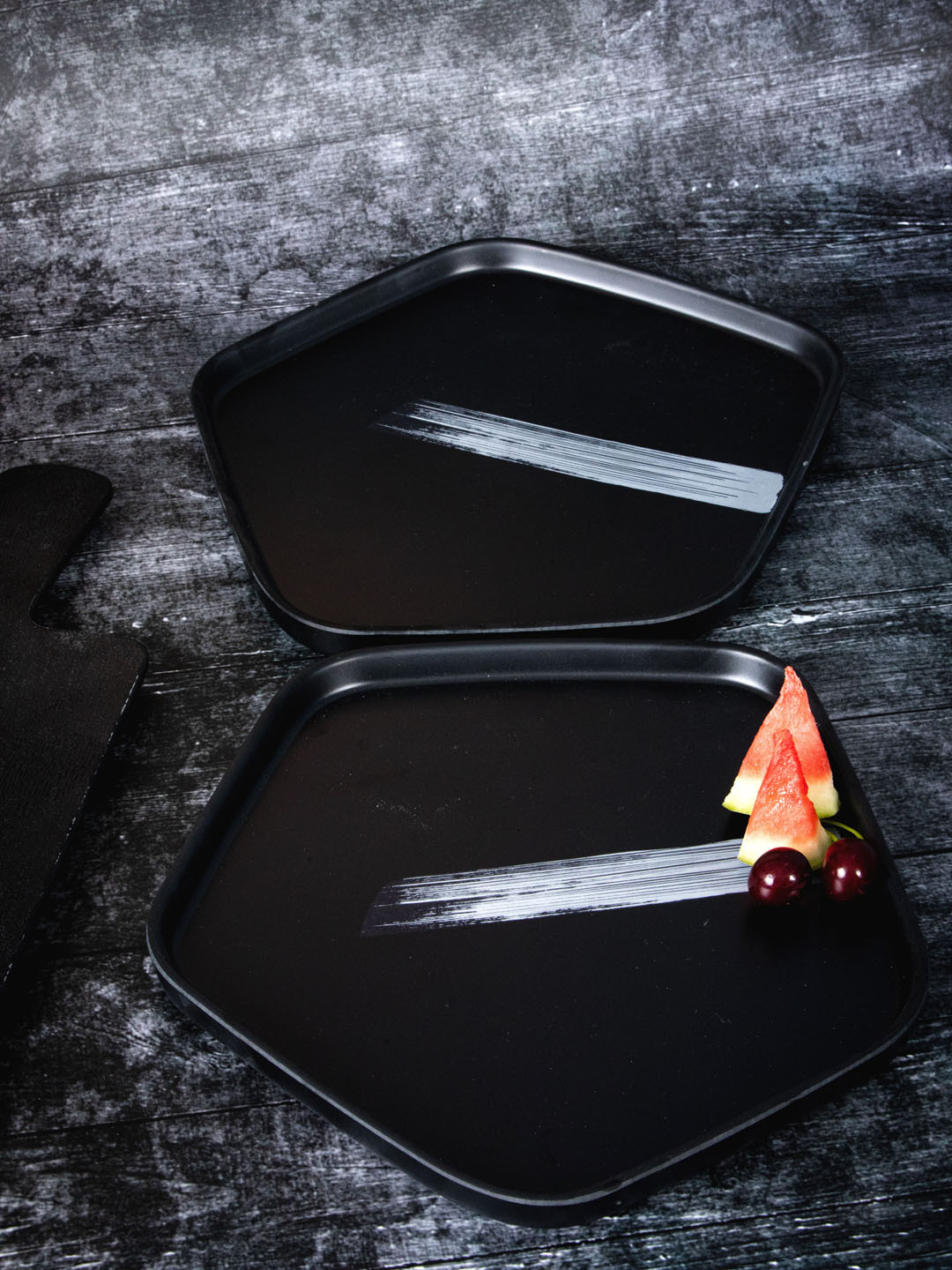 Stehlen Set of 2 Black Solid Pentagon Melamine Serveware