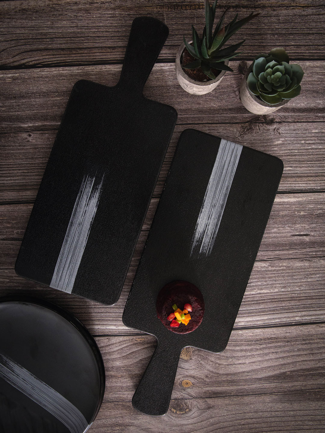 Stehlen Set of 2 Black Solid Melamine Serveware