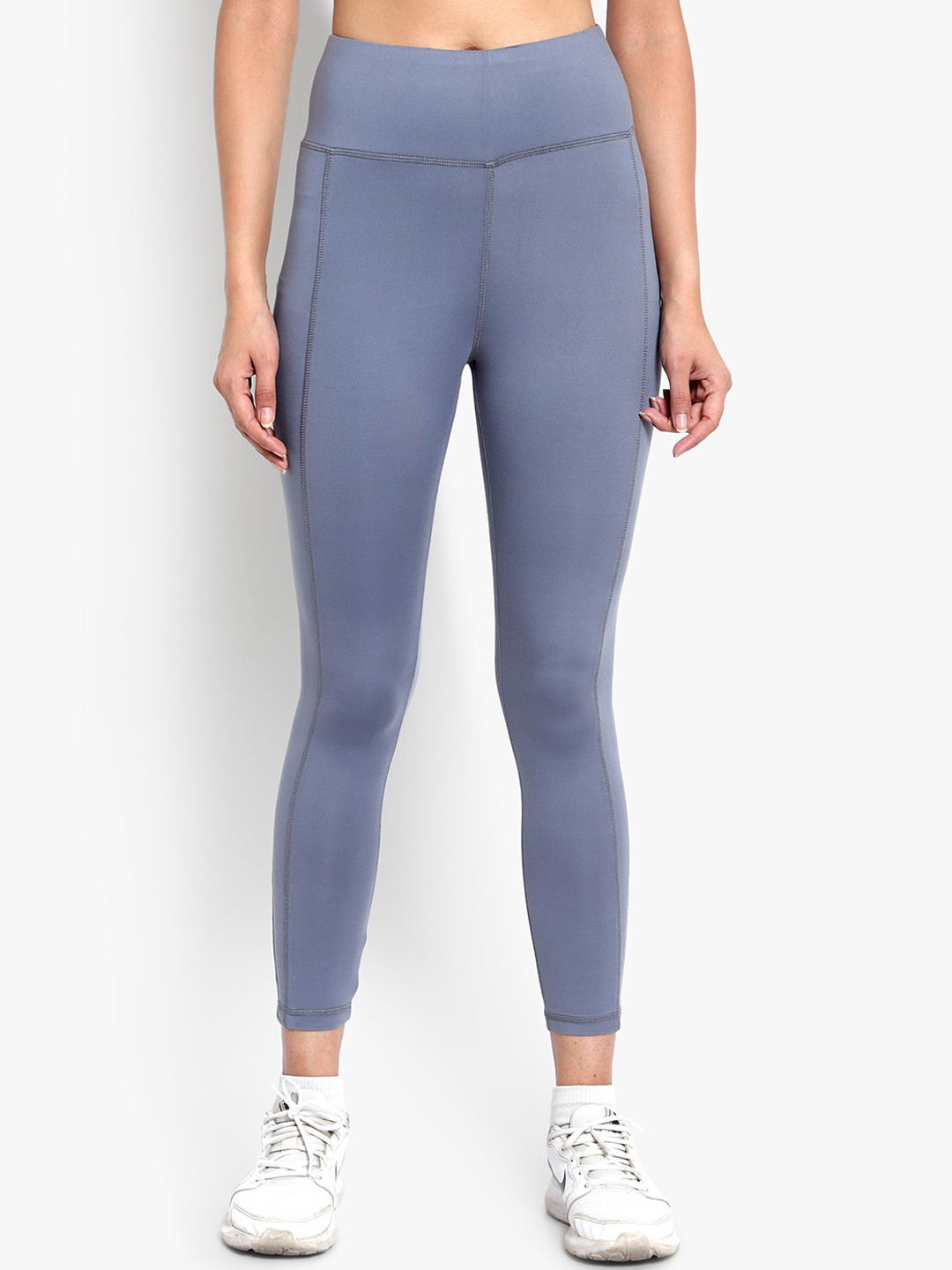 Wearjukebox Women Grey Solid Tights