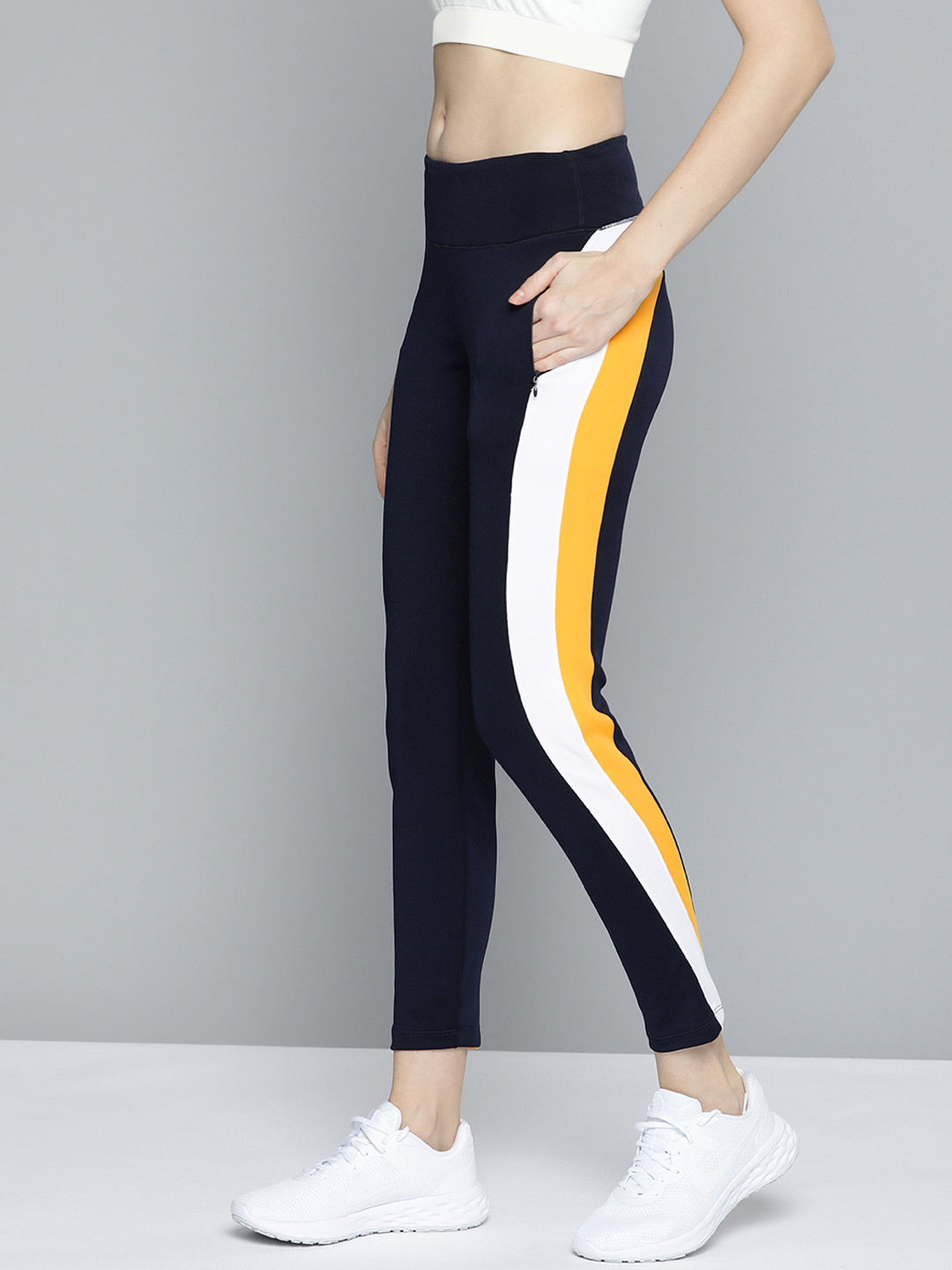 Alcis Women Navy Blue & Mustard Yellow Colourblocked 7/8 Tights