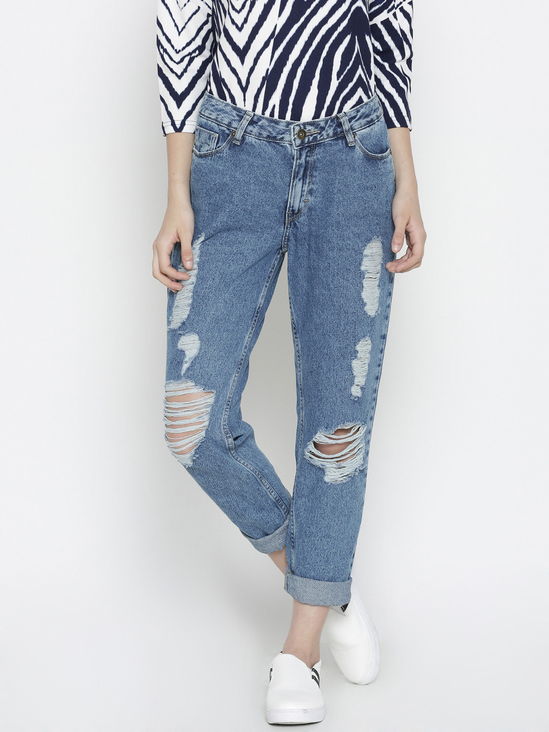 Buy Vero Moda Women Blue Slim Fit Mid Rise Mildly Distressed Jeans - Jeans  for Women 1871173 | Myntra