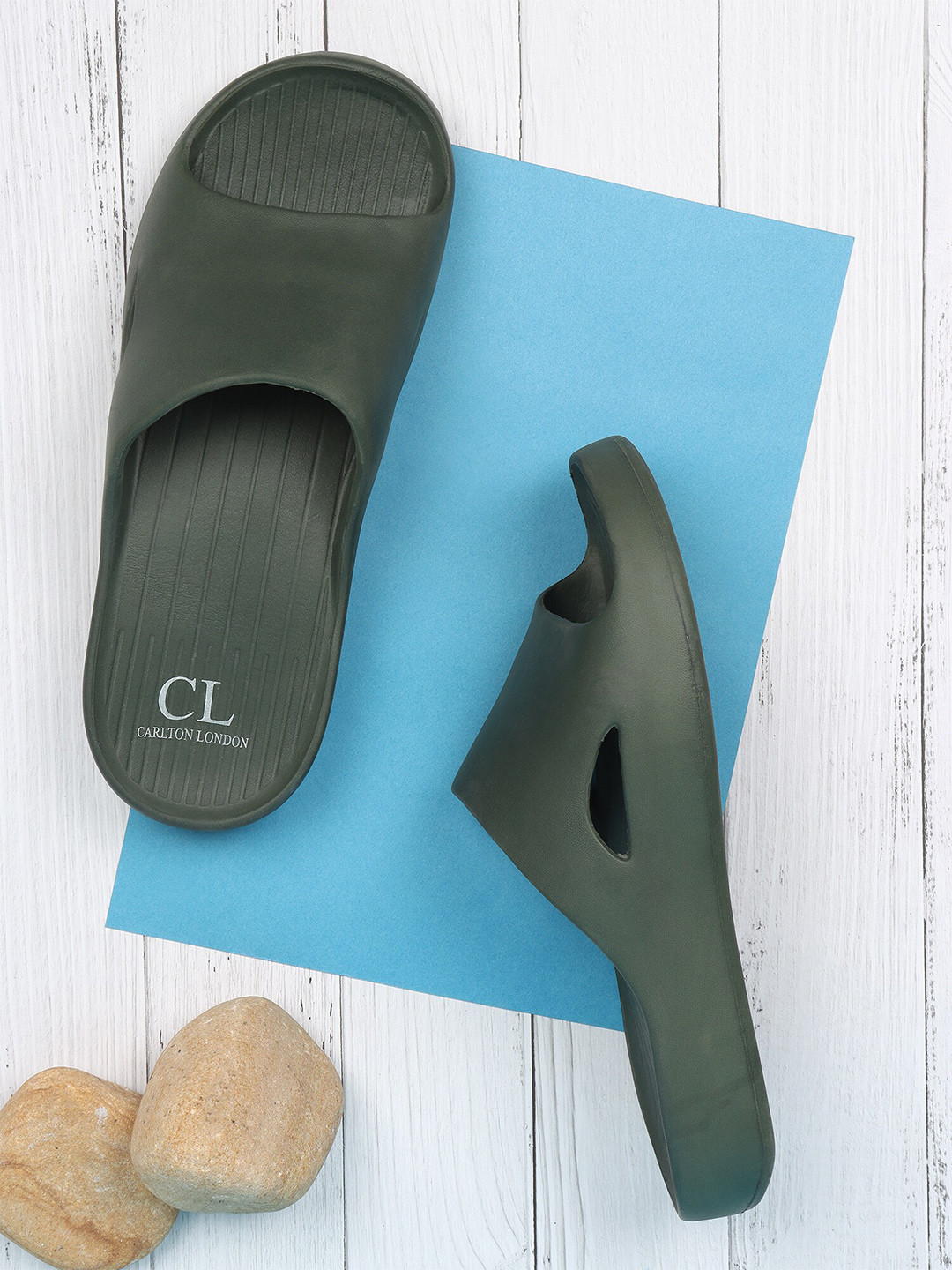 Carlton London Men Olive Green Croslite Sliders