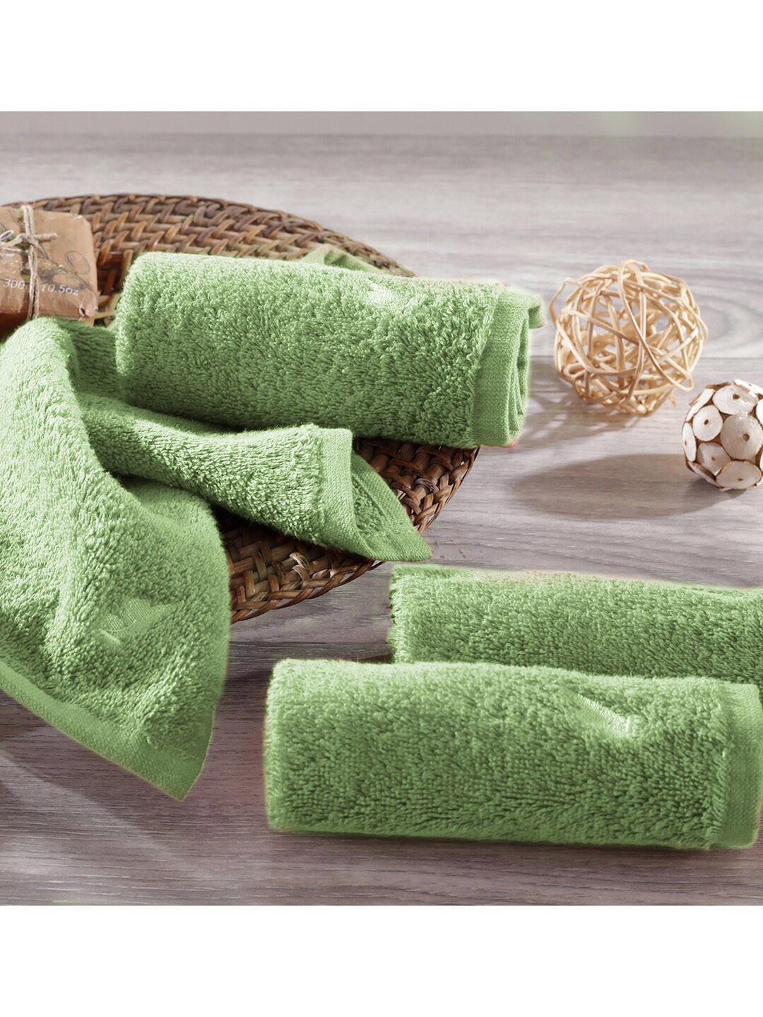MASPAR Set Of 4 Green Solid 550 GSM Cotton Super Absorbent Face Towel