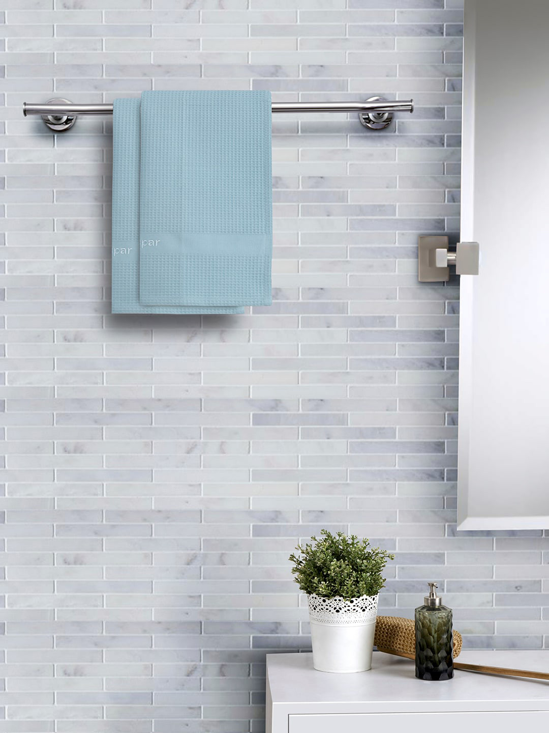 MASPAR Set of 2 Blue 215 GSM Hand Towel