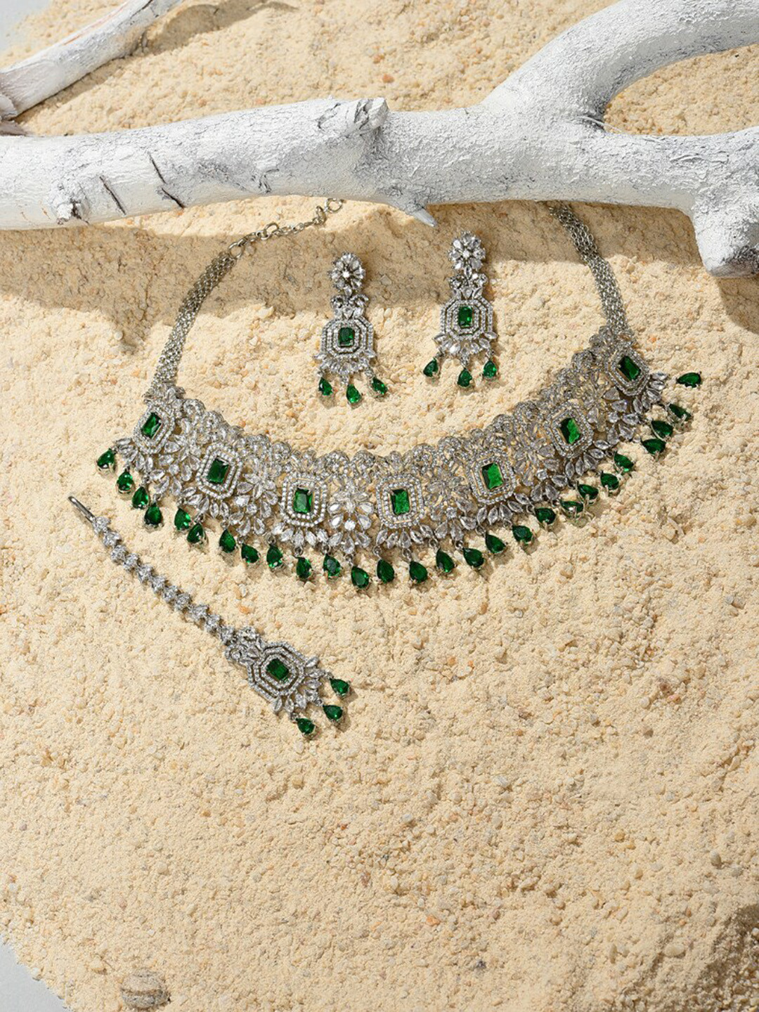 SOHI Sliver Plated Green Stone-Studded Jewellery Set