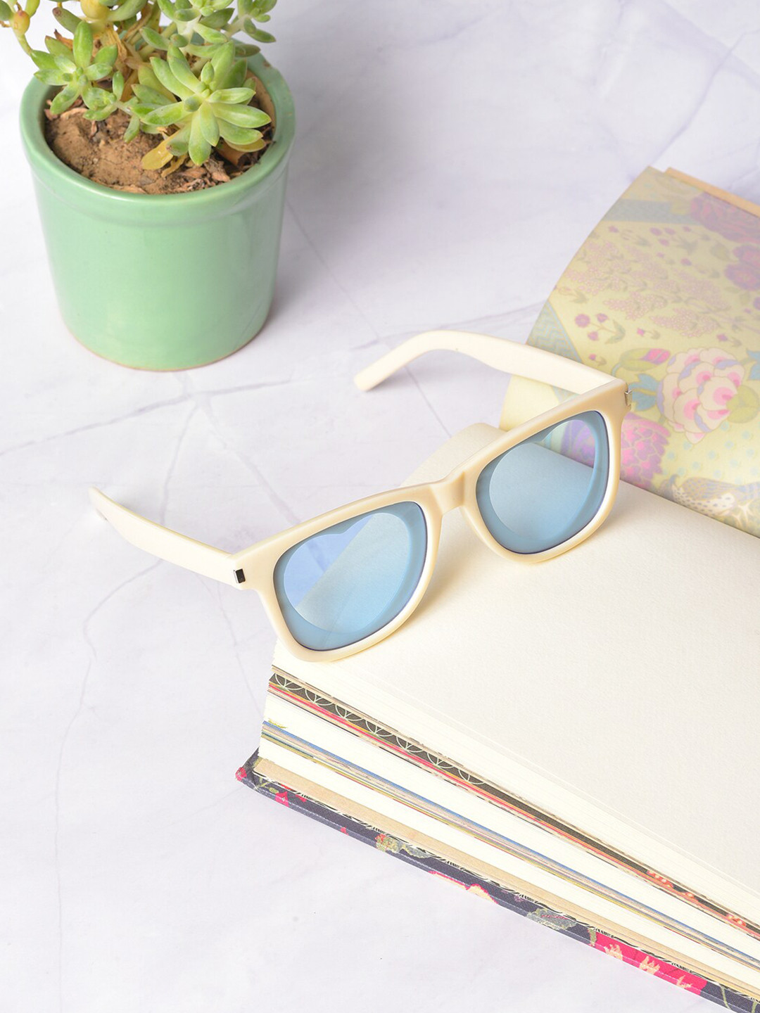 HAUTE SAUCE   Women Blue Lens & White Square Sunglasses