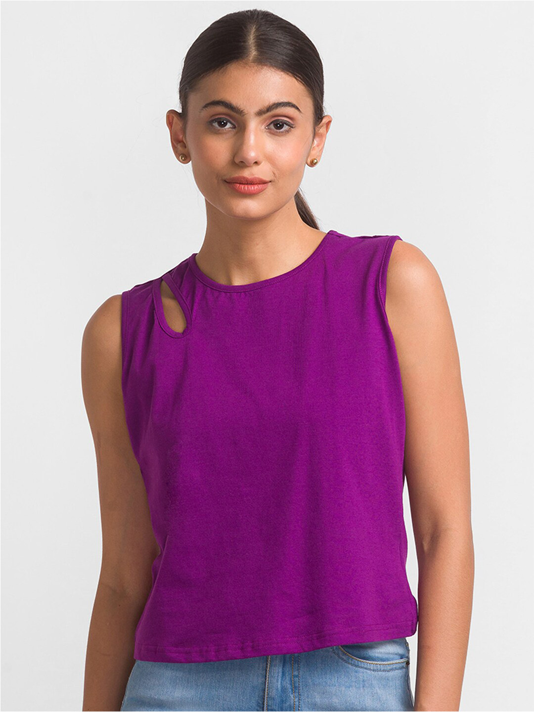 Globus Purple Solid Cut Out Sleeveless Top
